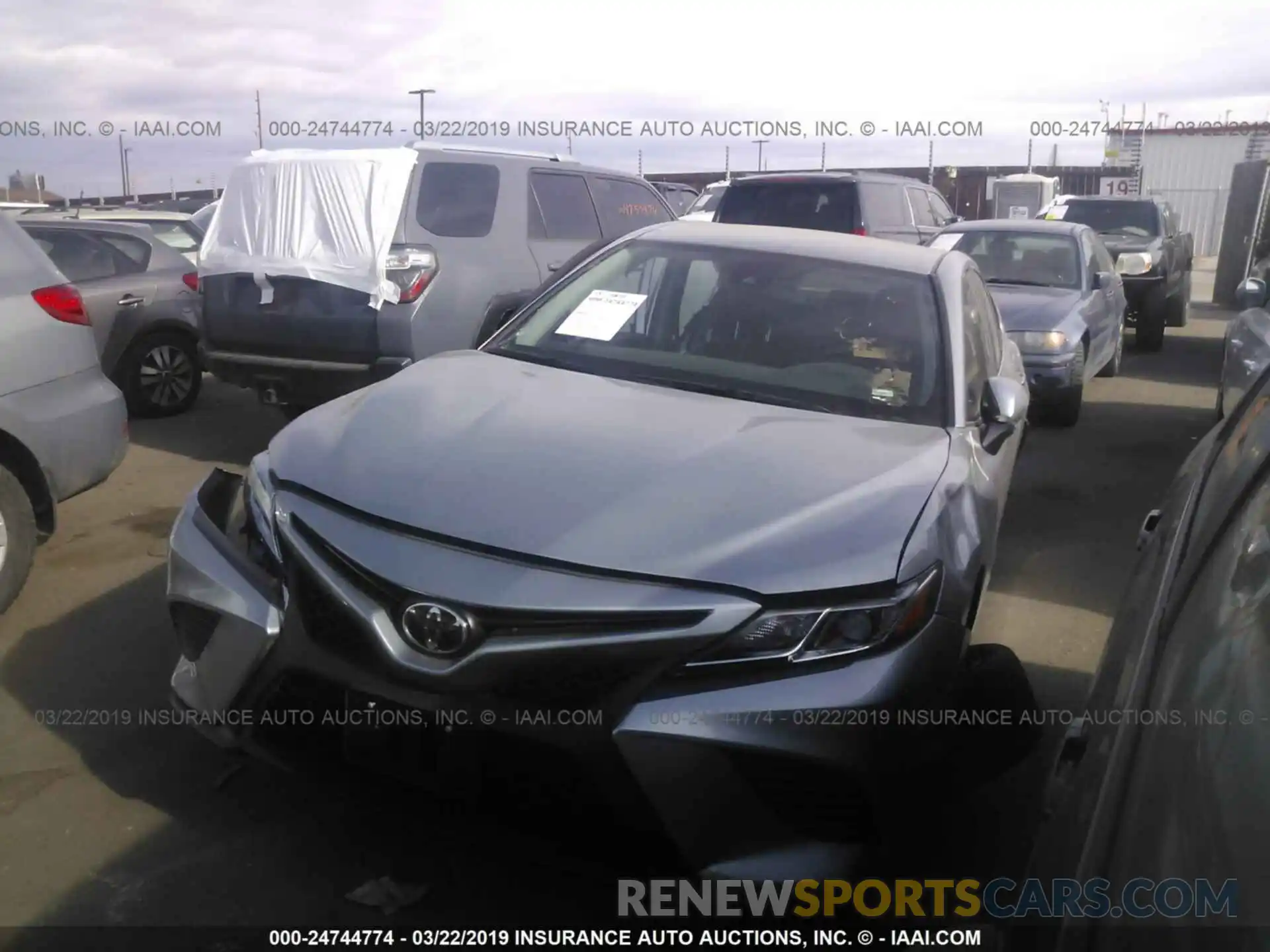 2 Photograph of a damaged car 4T1B11HK2KU723504 TOYOTA CAMRY 2019