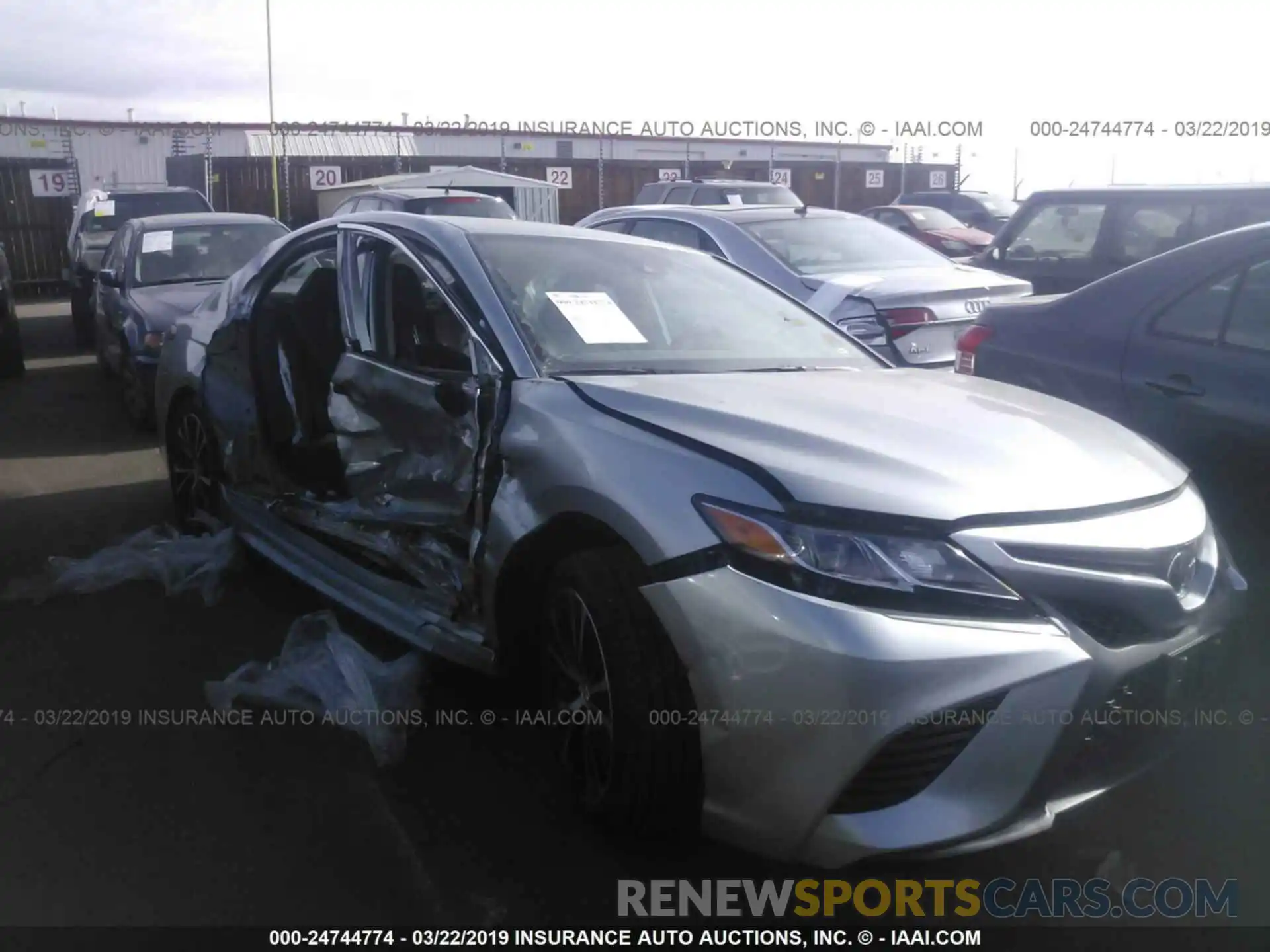 6 Photograph of a damaged car 4T1B11HK2KU723504 TOYOTA CAMRY 2019