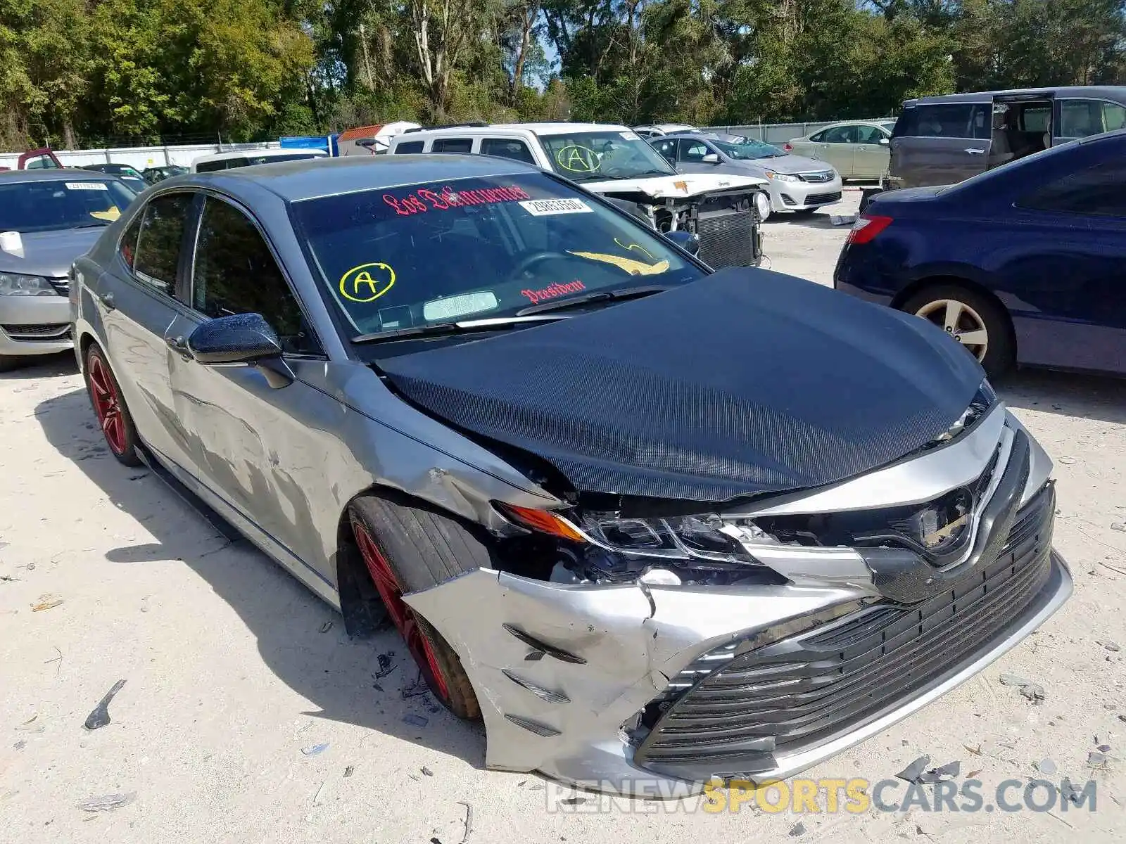 1 Photograph of a damaged car 4T1B11HK2KU725558 TOYOTA CAMRY 2019