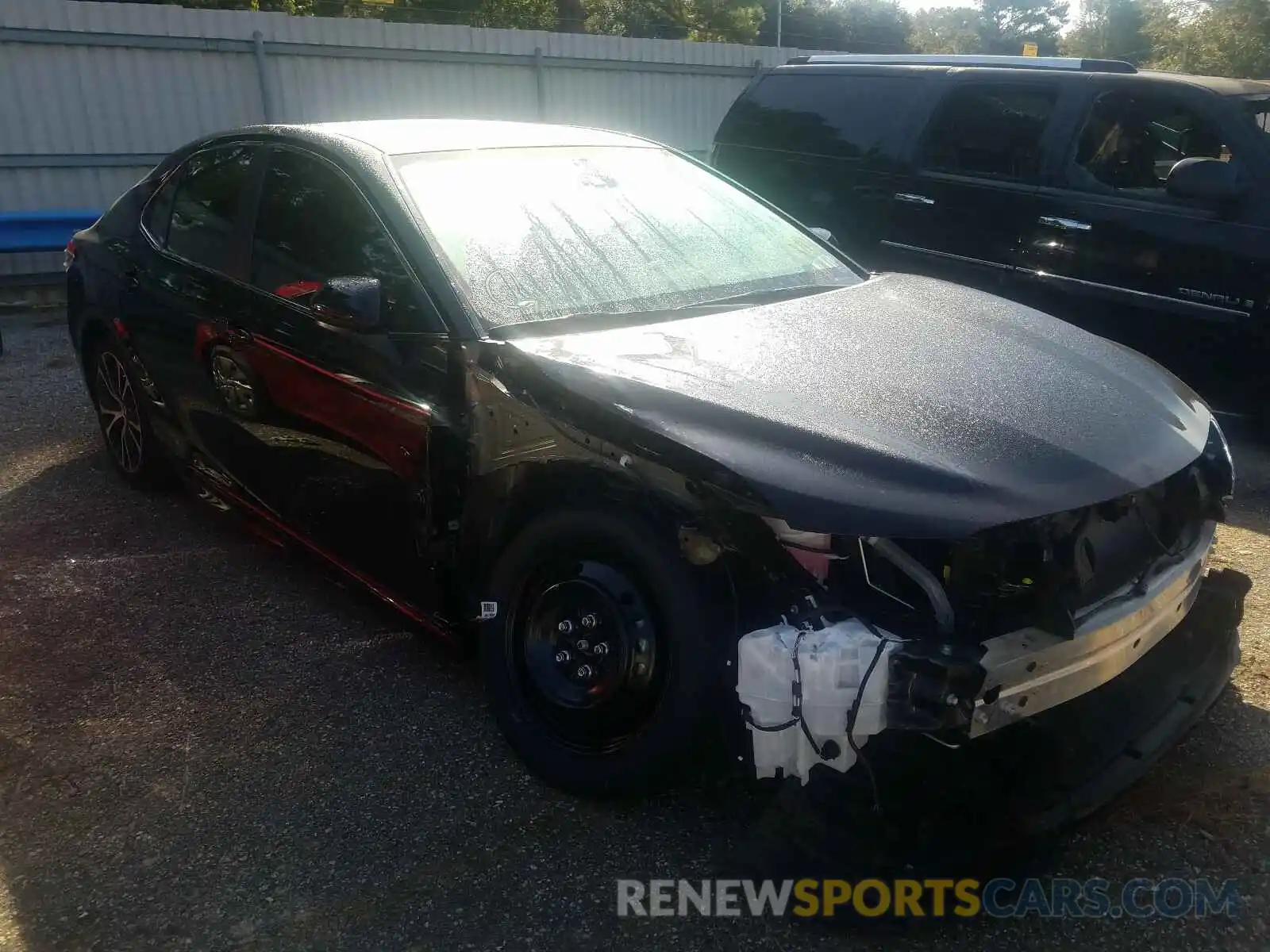 1 Photograph of a damaged car 4T1B11HK2KU728055 TOYOTA CAMRY 2019