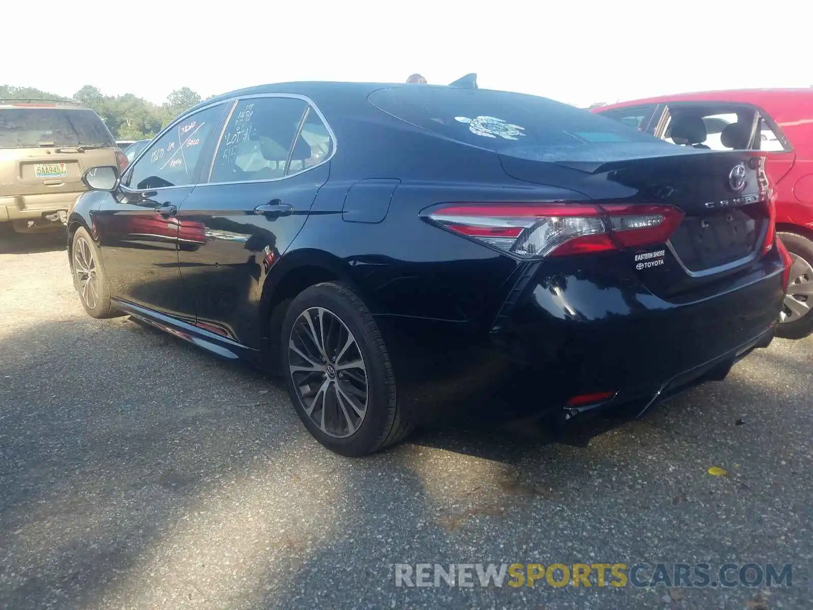 3 Photograph of a damaged car 4T1B11HK2KU728055 TOYOTA CAMRY 2019