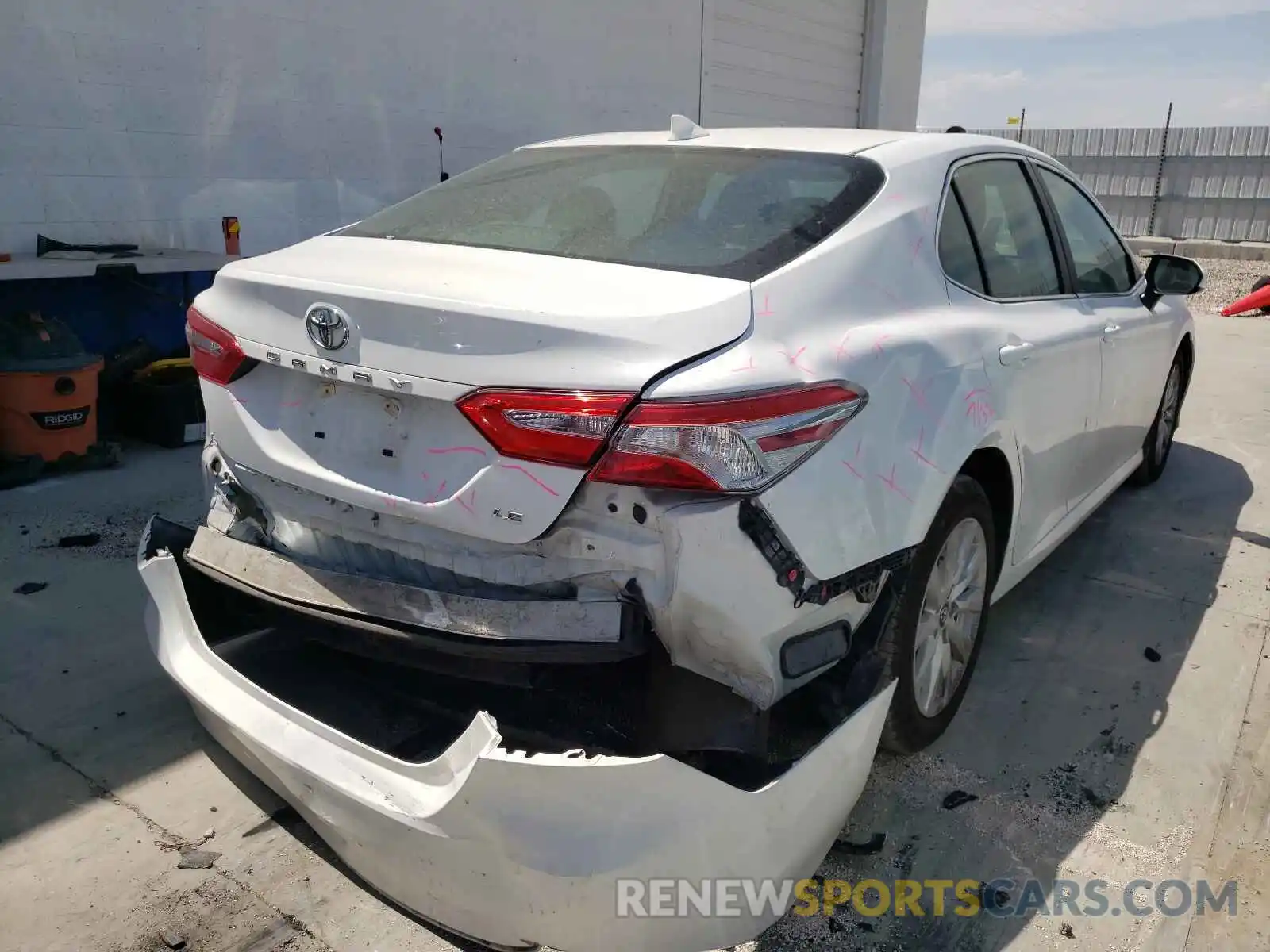 4 Photograph of a damaged car 4T1B11HK2KU728475 TOYOTA CAMRY 2019