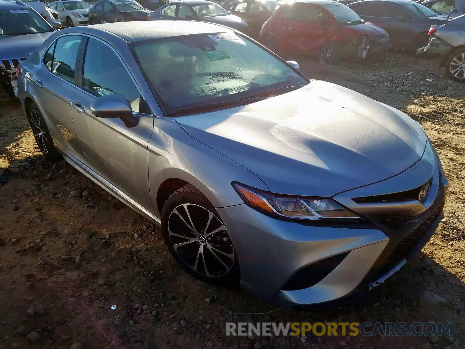 1 Photograph of a damaged car 4T1B11HK2KU729643 TOYOTA CAMRY 2019