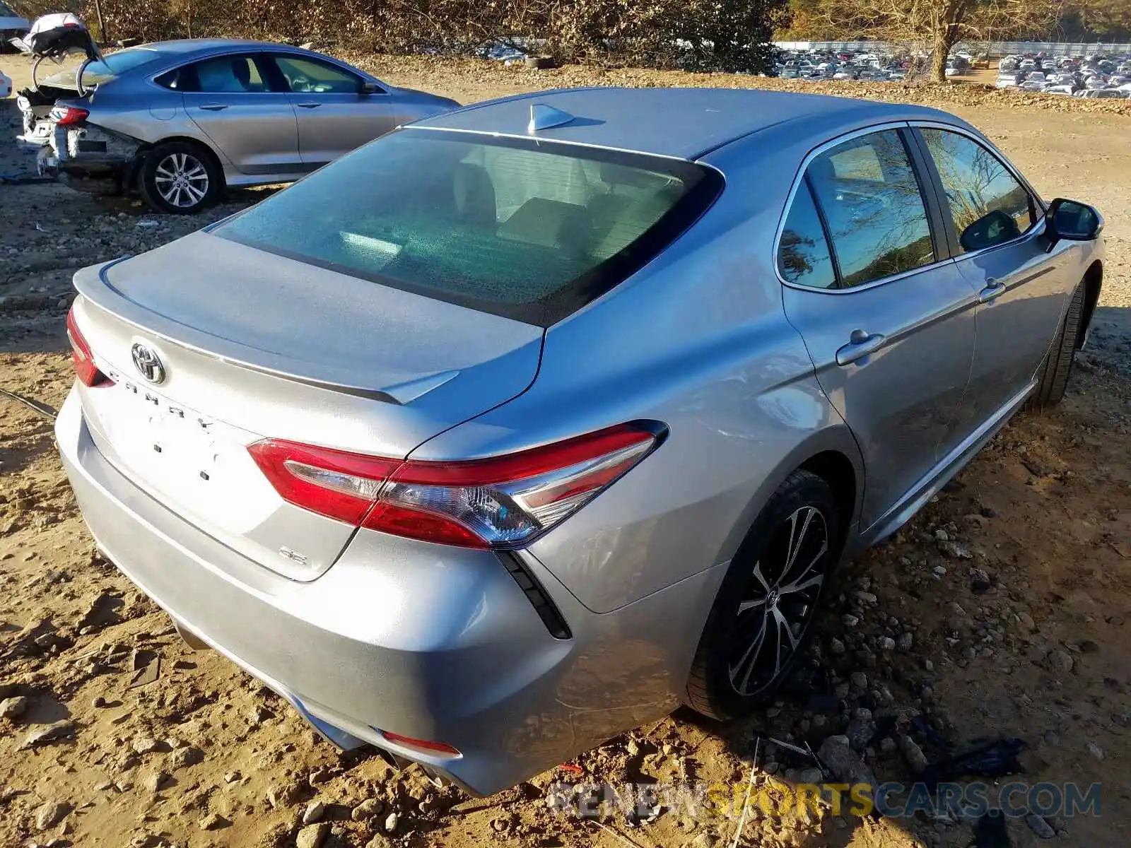 4 Photograph of a damaged car 4T1B11HK2KU729643 TOYOTA CAMRY 2019