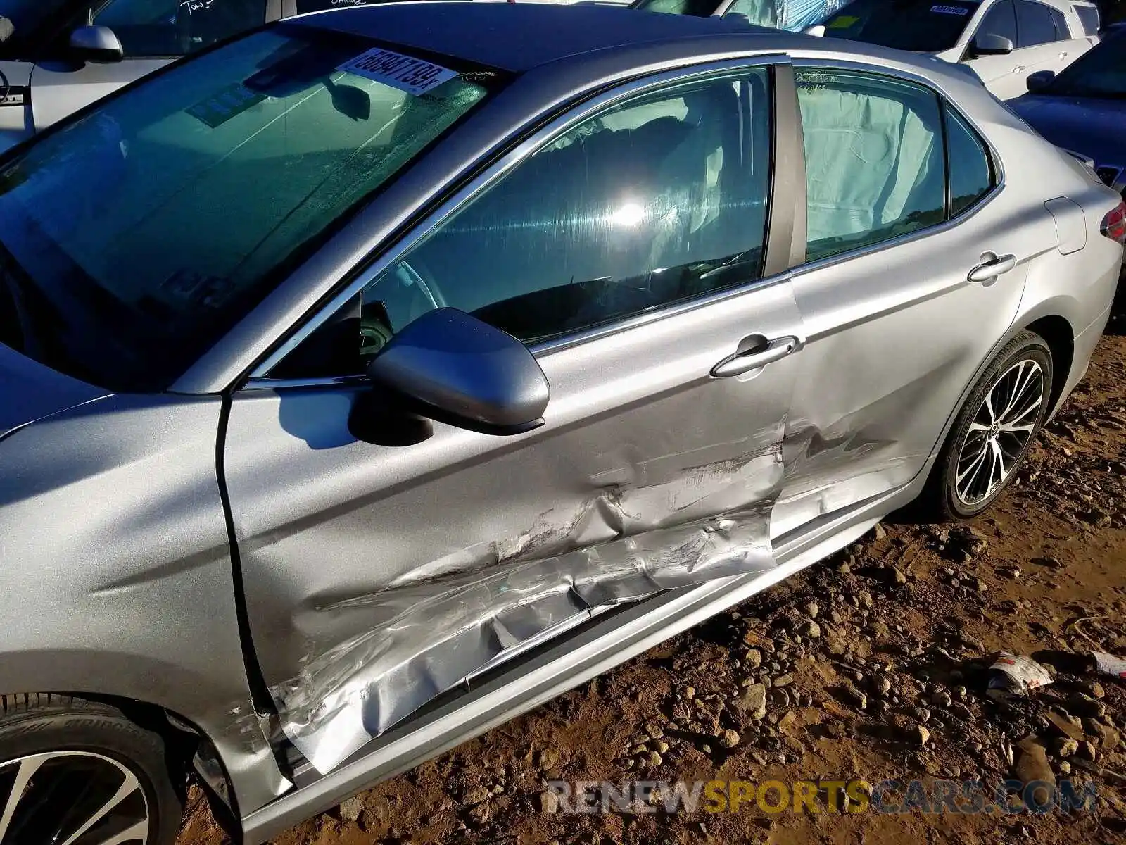 9 Photograph of a damaged car 4T1B11HK2KU729643 TOYOTA CAMRY 2019