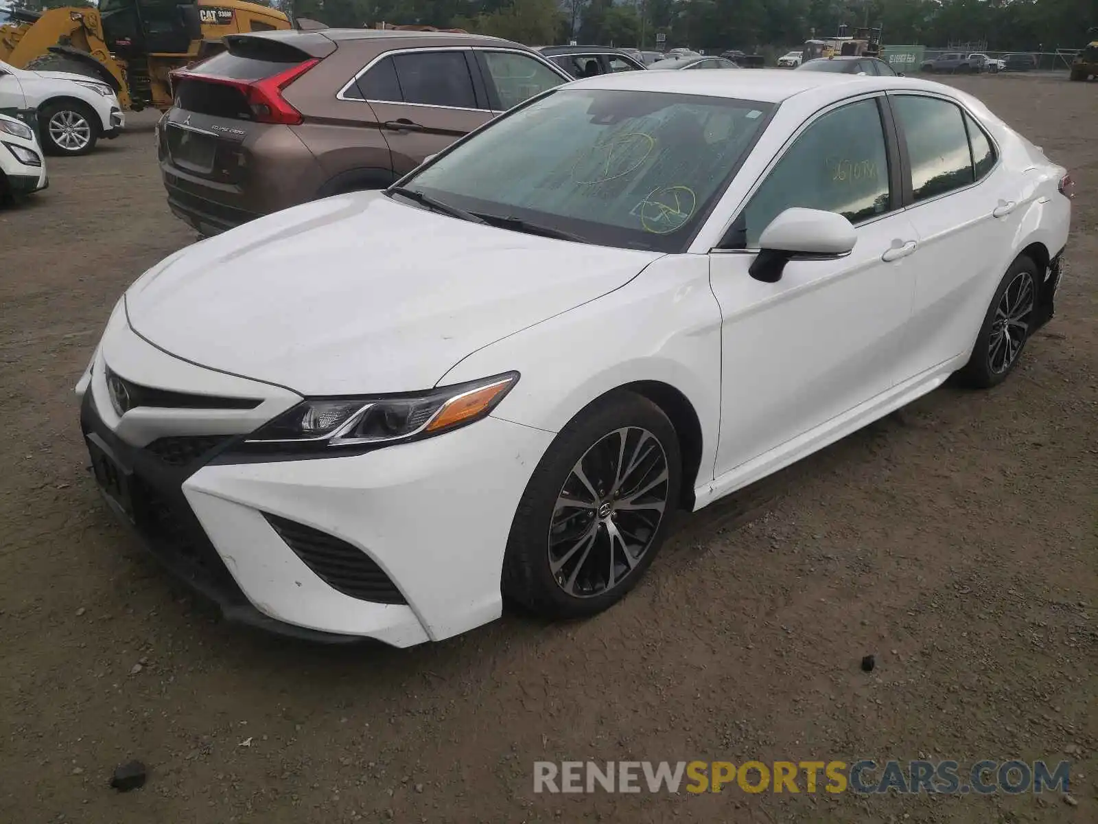 2 Photograph of a damaged car 4T1B11HK2KU729657 TOYOTA CAMRY 2019