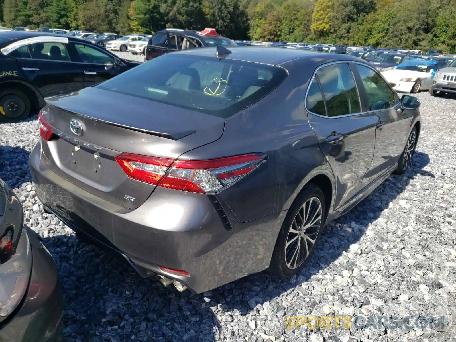 4 Photograph of a damaged car 4T1B11HK2KU730467 TOYOTA CAMRY 2019