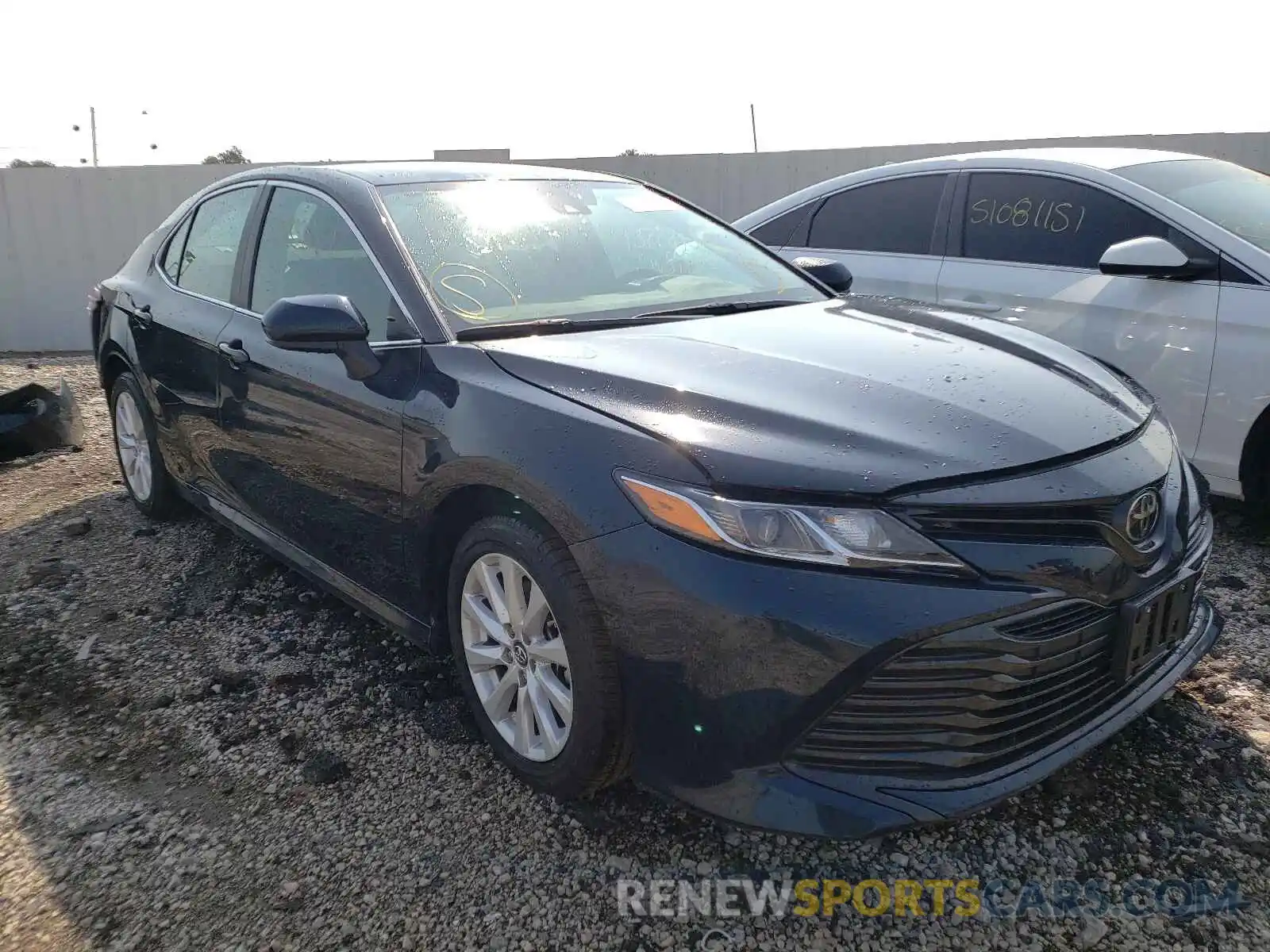 1 Photograph of a damaged car 4T1B11HK2KU732834 TOYOTA CAMRY 2019