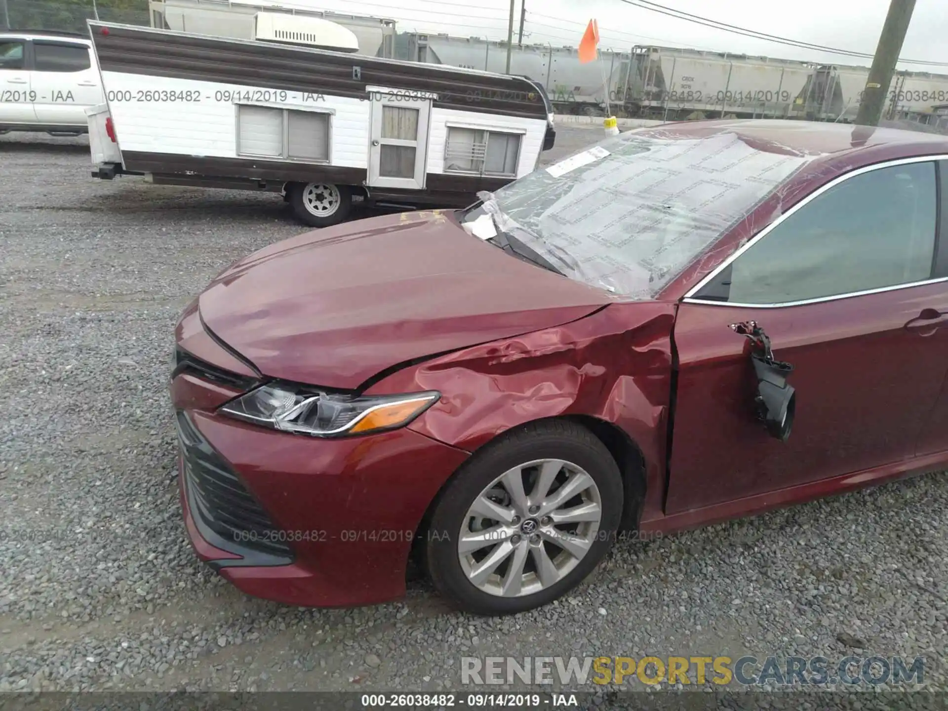 6 Photograph of a damaged car 4T1B11HK2KU733028 TOYOTA CAMRY 2019