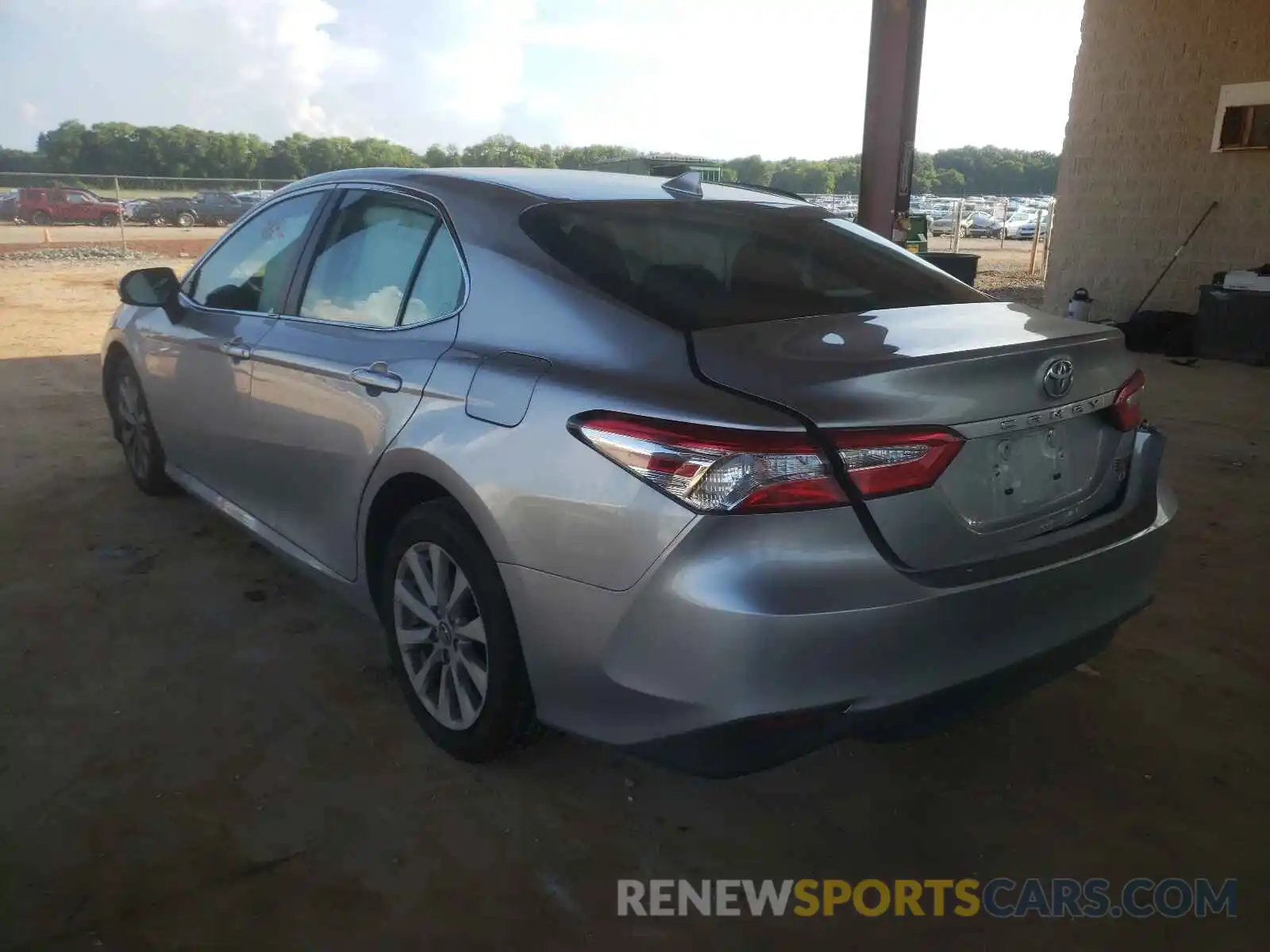 3 Photograph of a damaged car 4T1B11HK2KU733658 TOYOTA CAMRY 2019