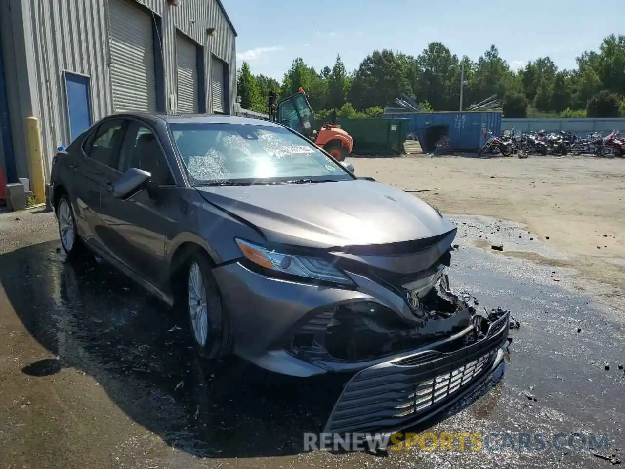 1 Photograph of a damaged car 4T1B11HK2KU734311 TOYOTA CAMRY 2019