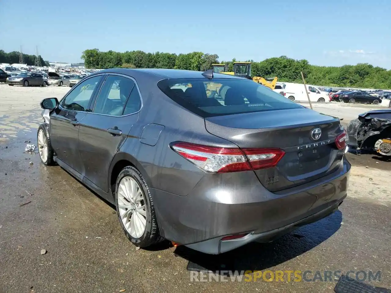 3 Photograph of a damaged car 4T1B11HK2KU734311 TOYOTA CAMRY 2019