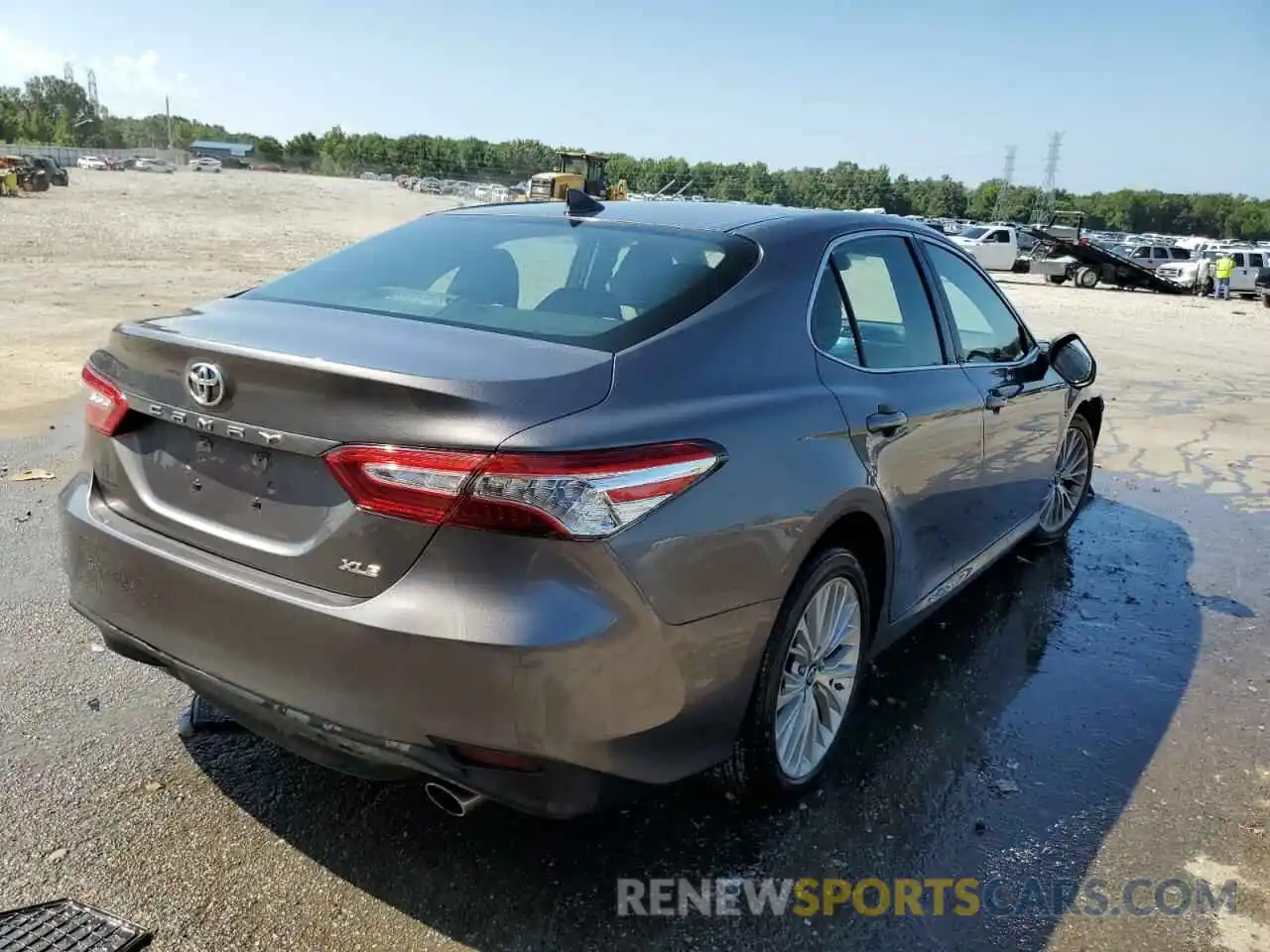 4 Photograph of a damaged car 4T1B11HK2KU734311 TOYOTA CAMRY 2019