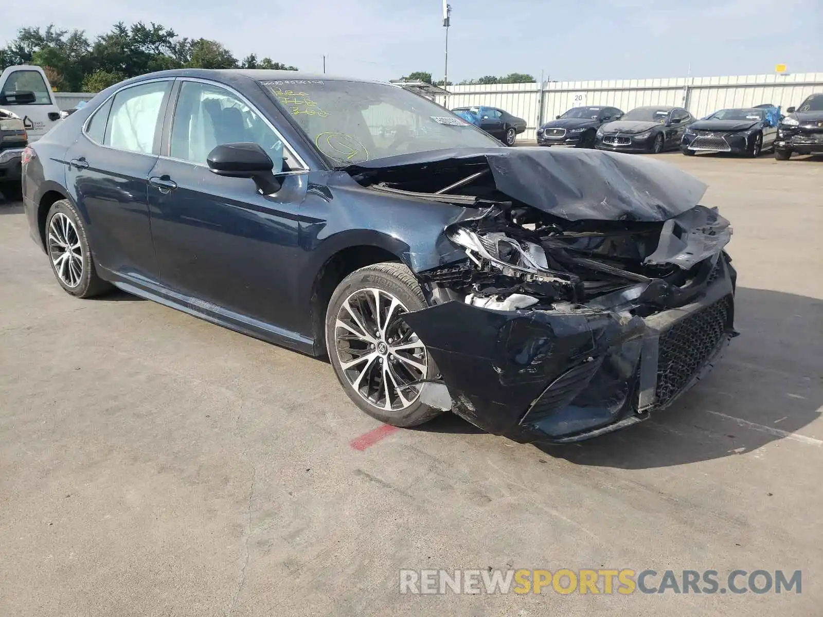 1 Photograph of a damaged car 4T1B11HK2KU735300 TOYOTA CAMRY 2019