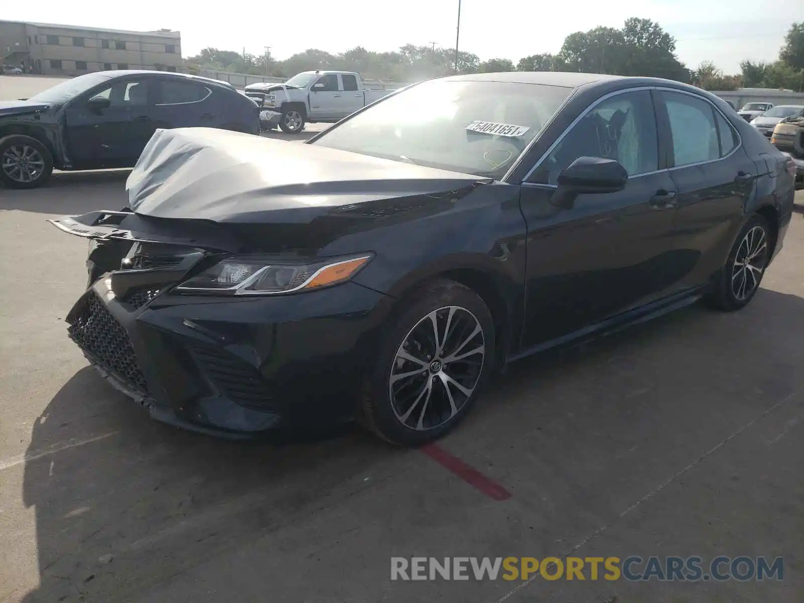 2 Photograph of a damaged car 4T1B11HK2KU735300 TOYOTA CAMRY 2019