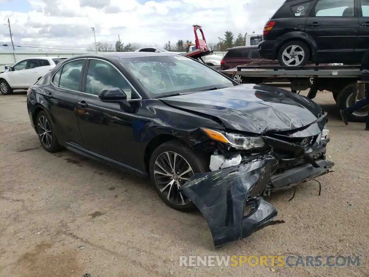 1 Photograph of a damaged car 4T1B11HK2KU735460 TOYOTA CAMRY 2019