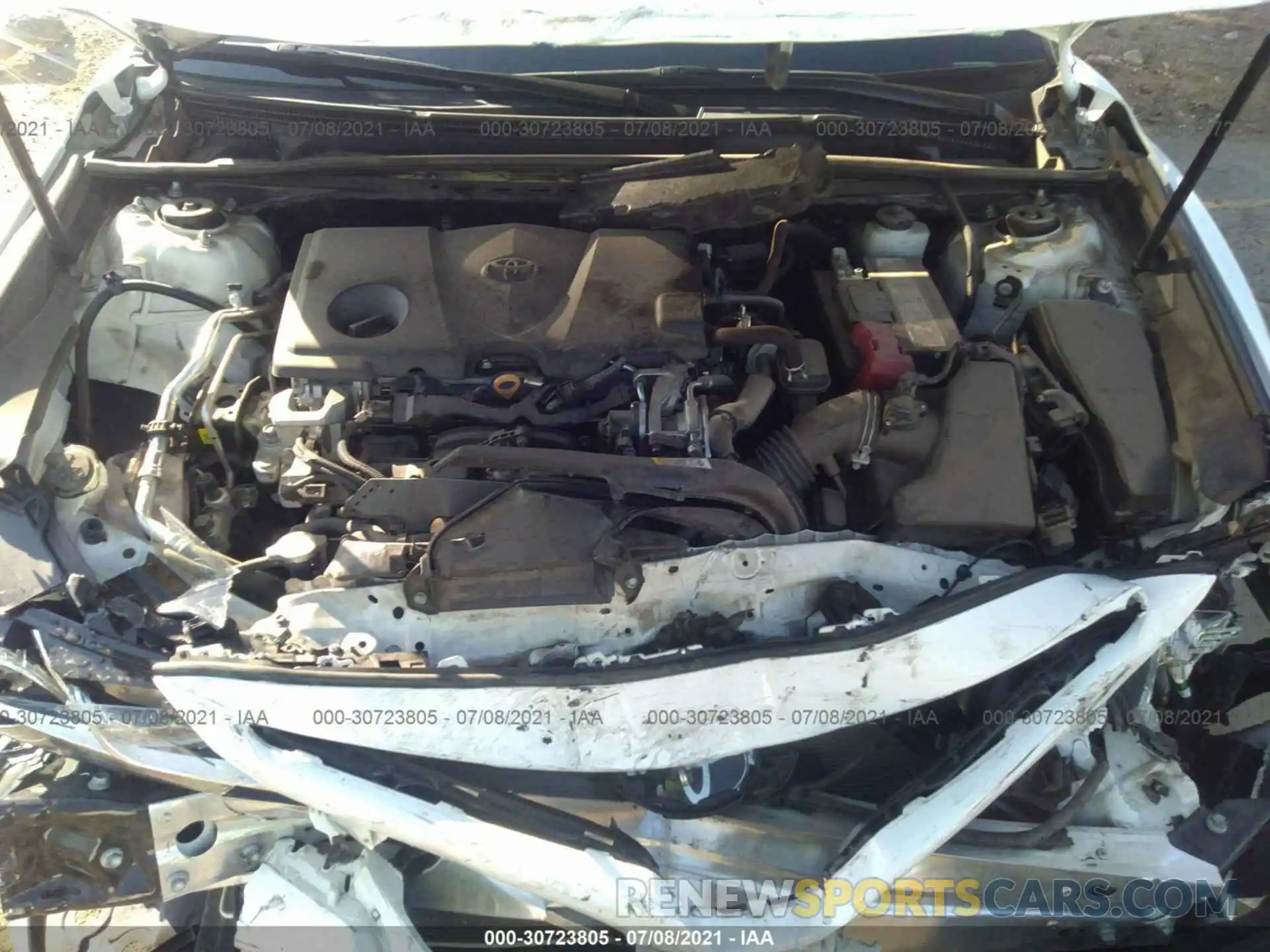 10 Photograph of a damaged car 4T1B11HK2KU737290 TOYOTA CAMRY 2019