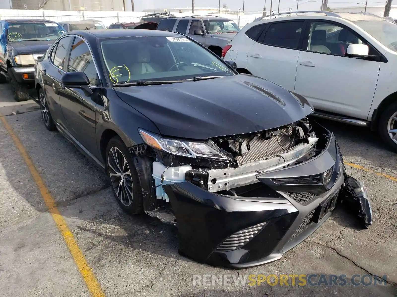 1 Photograph of a damaged car 4T1B11HK2KU737631 TOYOTA CAMRY 2019