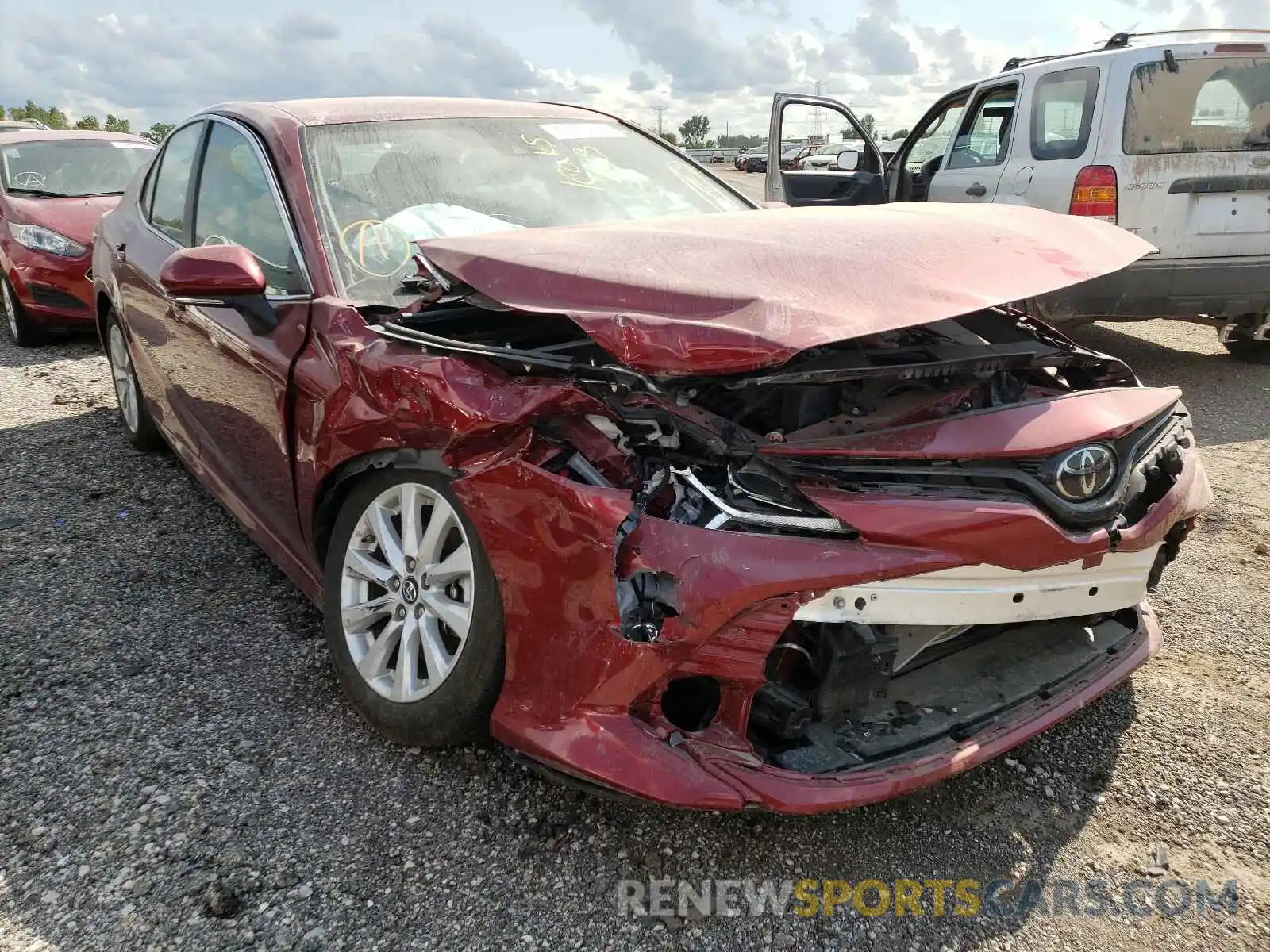 1 Photograph of a damaged car 4T1B11HK2KU738374 TOYOTA CAMRY 2019