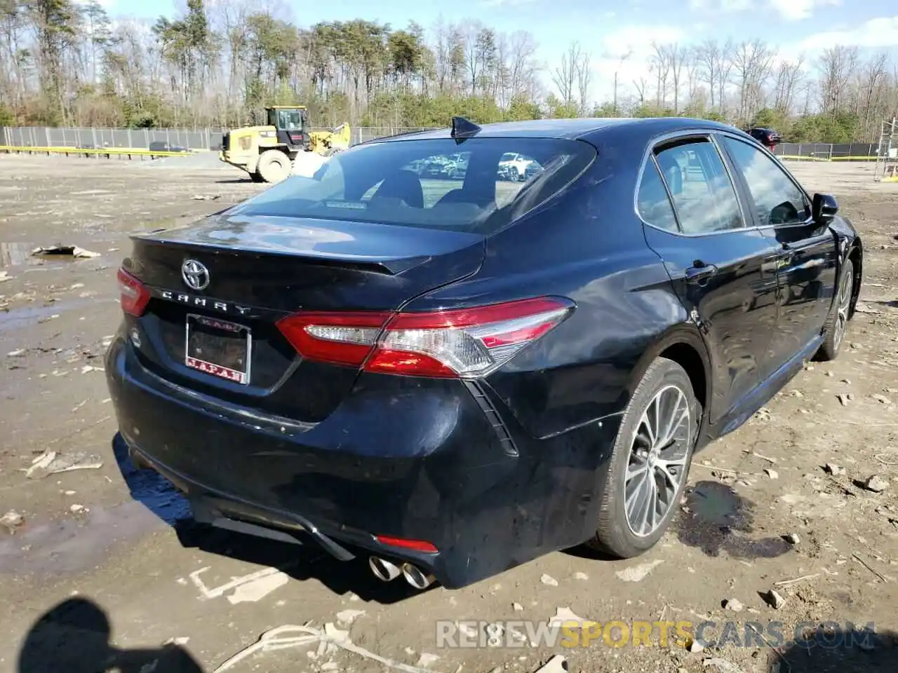 4 Photograph of a damaged car 4T1B11HK2KU741307 TOYOTA CAMRY 2019