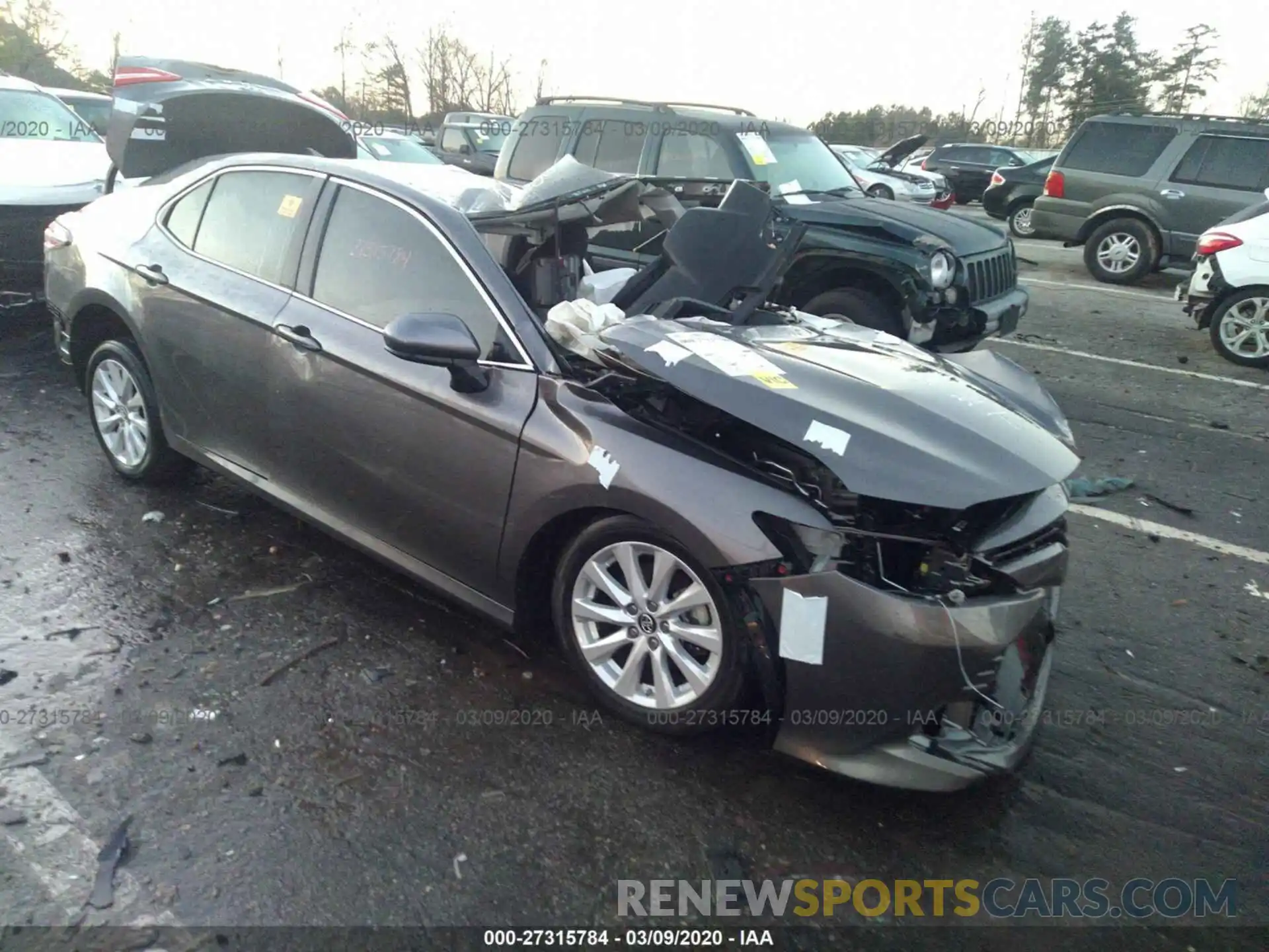 1 Photograph of a damaged car 4T1B11HK2KU742098 TOYOTA CAMRY 2019