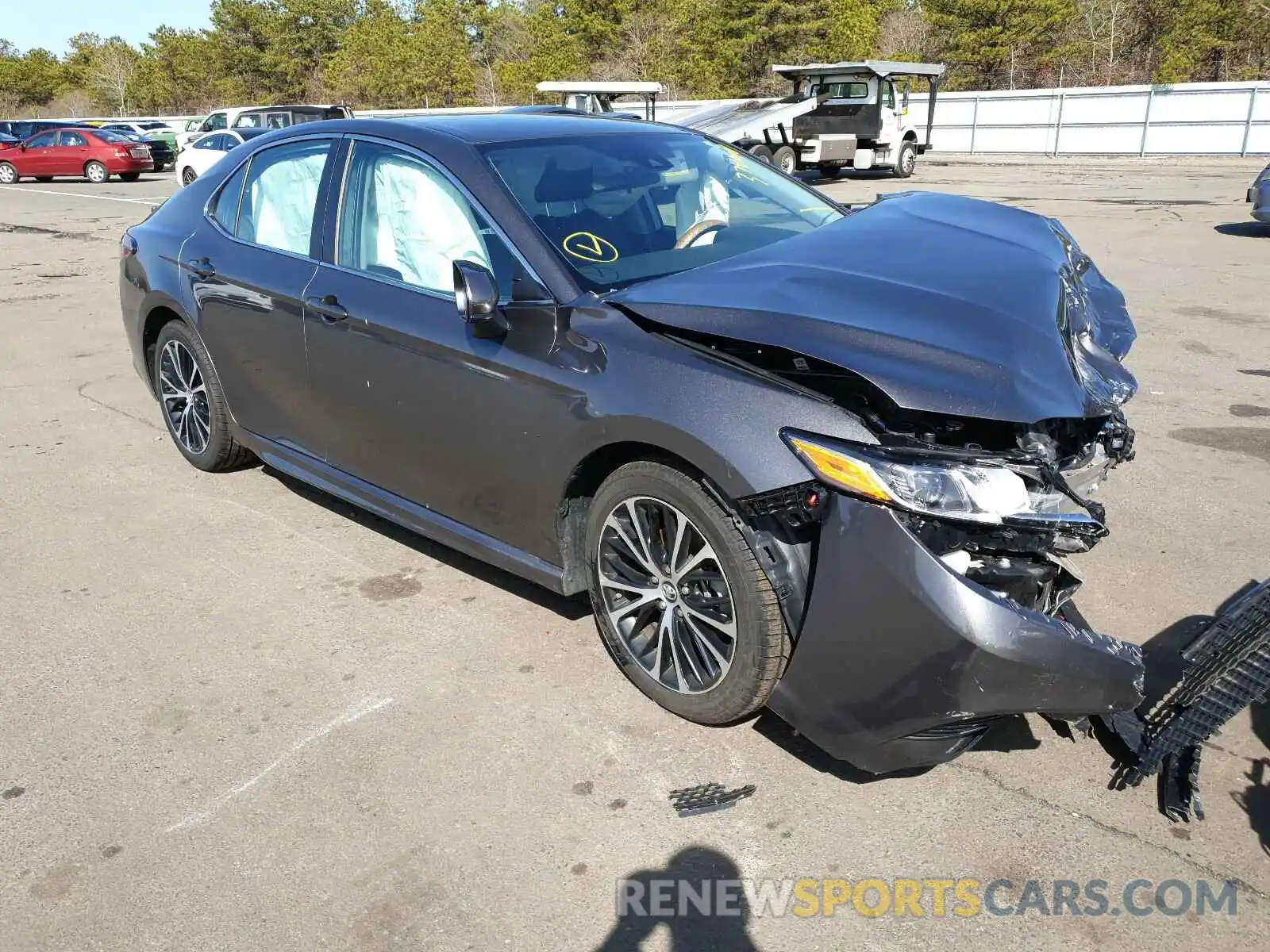 1 Photograph of a damaged car 4T1B11HK2KU742604 TOYOTA CAMRY 2019