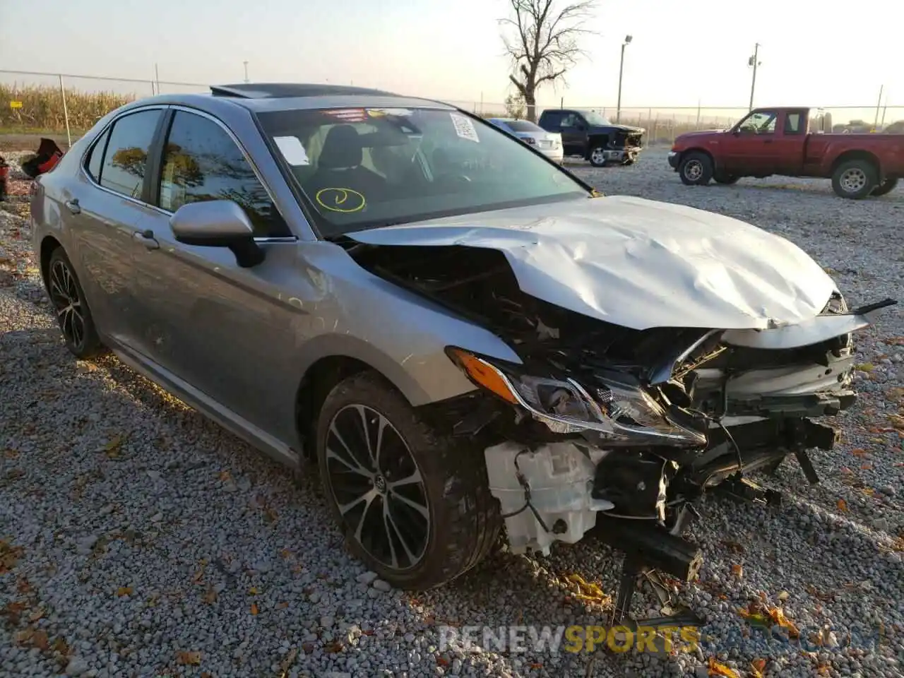 1 Photograph of a damaged car 4T1B11HK2KU742912 TOYOTA CAMRY 2019