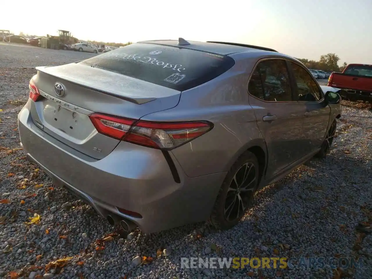 4 Photograph of a damaged car 4T1B11HK2KU742912 TOYOTA CAMRY 2019