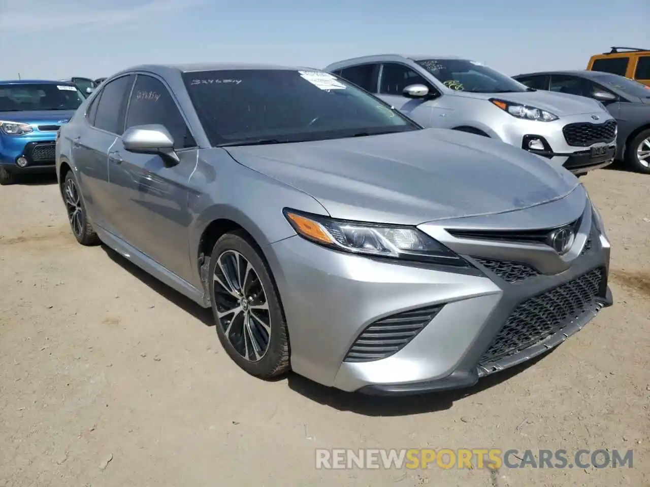 1 Photograph of a damaged car 4T1B11HK2KU743302 TOYOTA CAMRY 2019