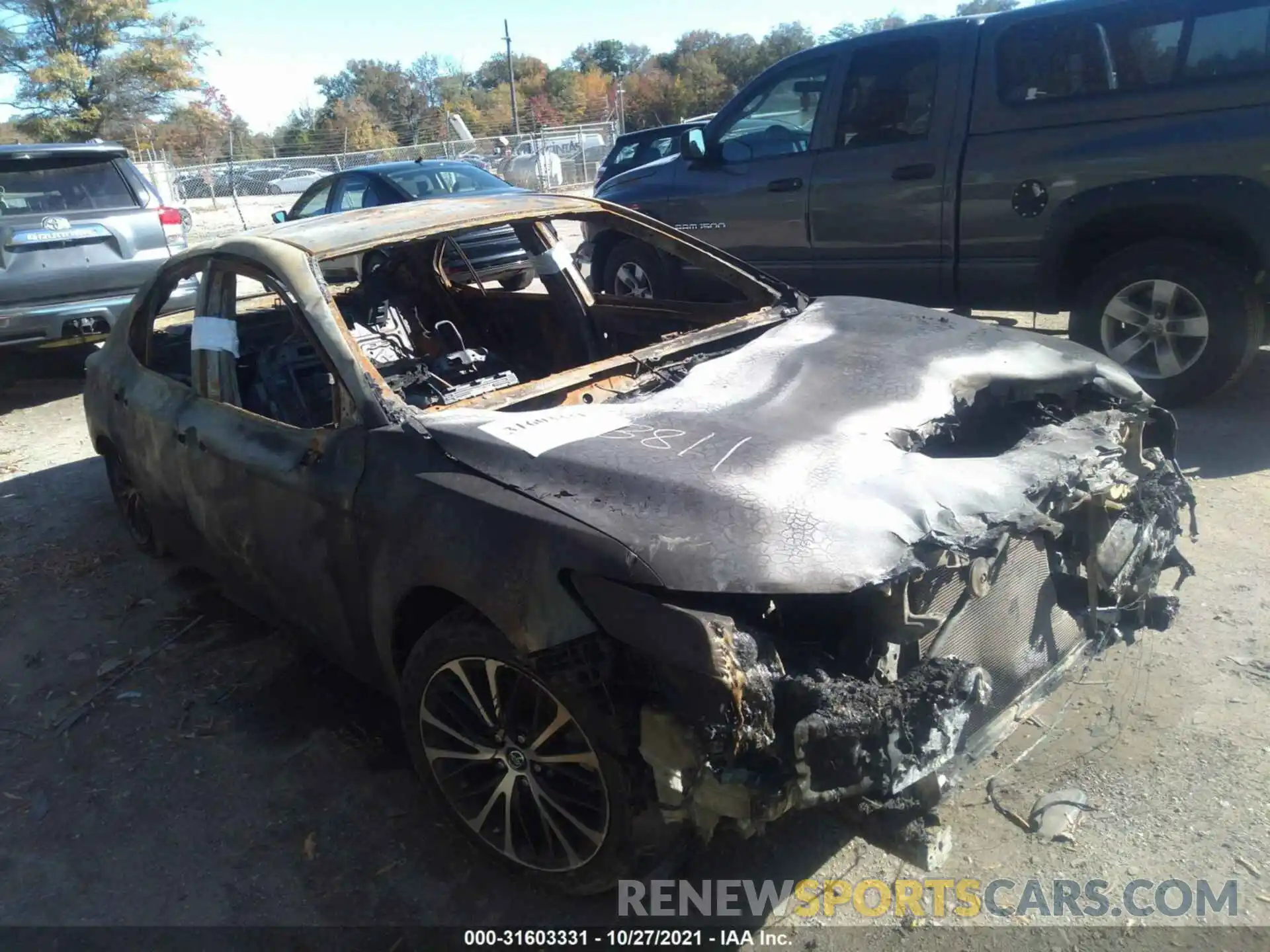 1 Photograph of a damaged car 4T1B11HK2KU743350 TOYOTA CAMRY 2019