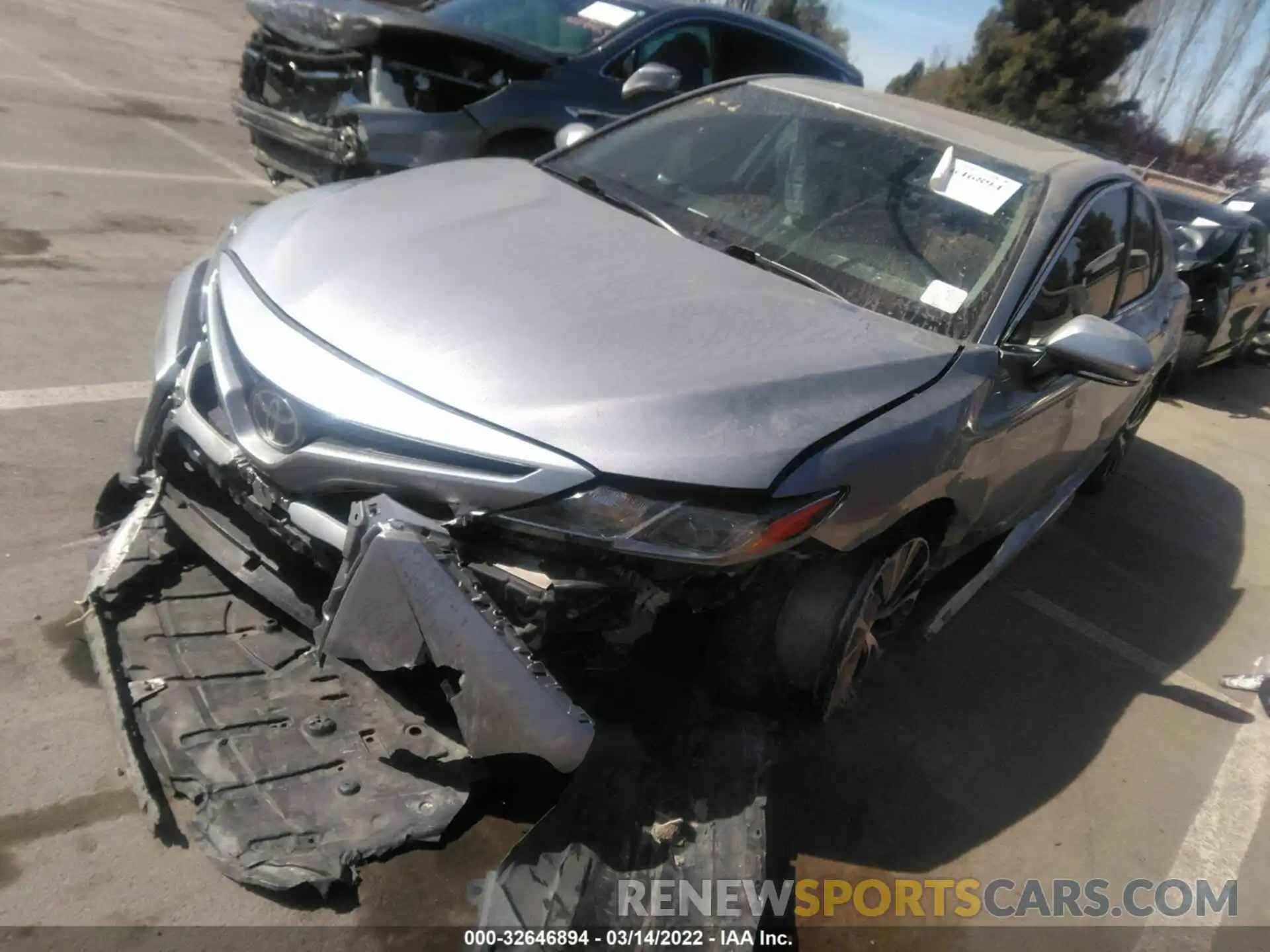 2 Photograph of a damaged car 4T1B11HK2KU746202 TOYOTA CAMRY 2019