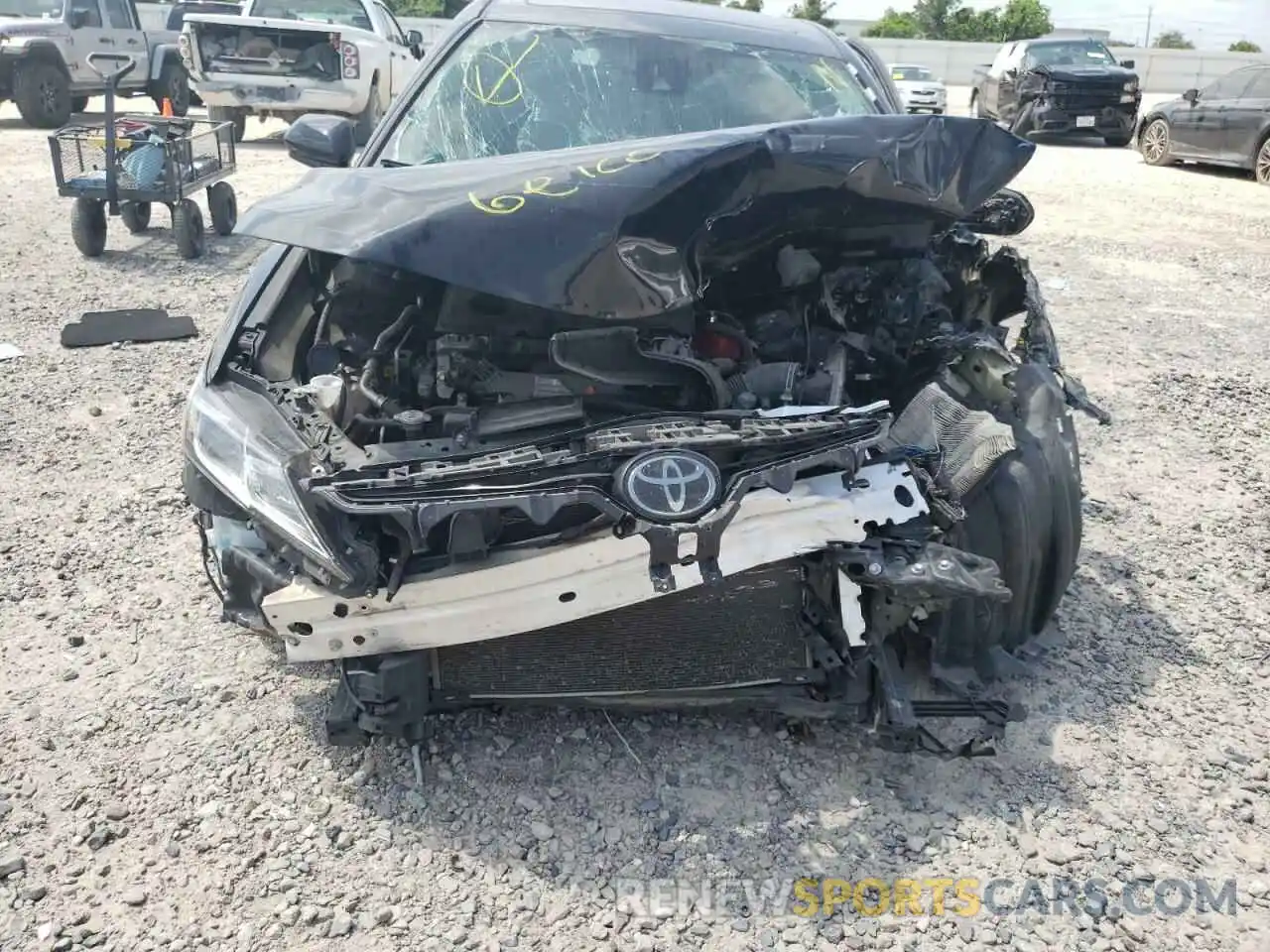 9 Photograph of a damaged car 4T1B11HK2KU746474 TOYOTA CAMRY 2019