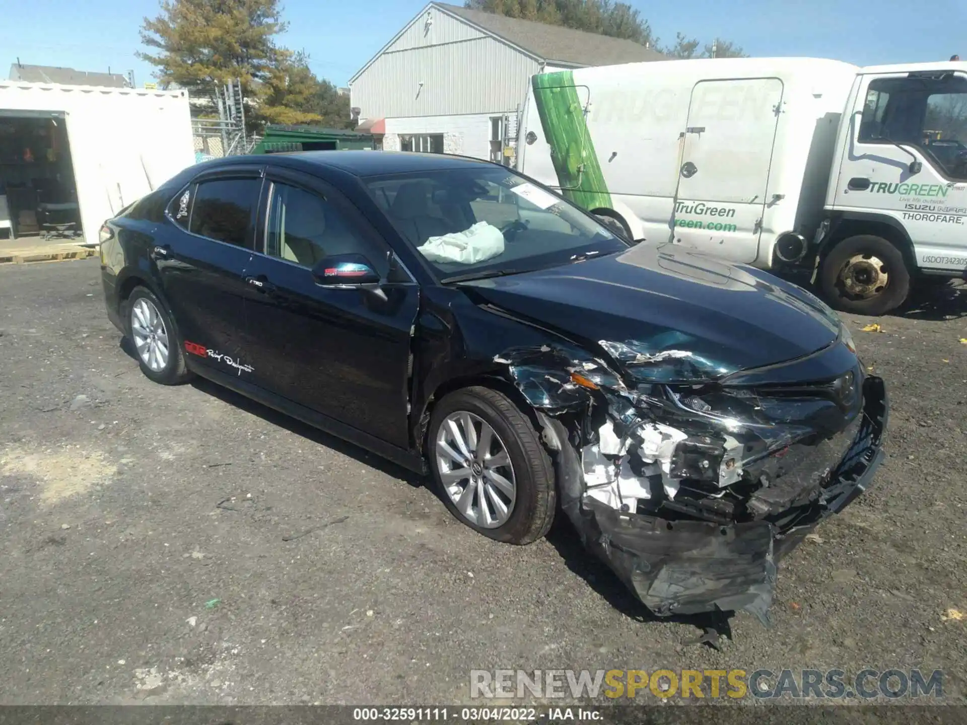 1 Photograph of a damaged car 4T1B11HK2KU746992 TOYOTA CAMRY 2019