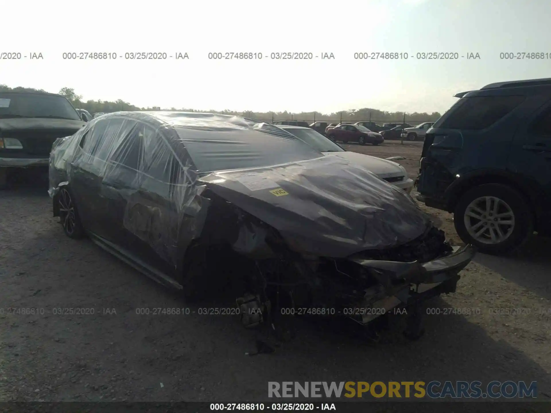 1 Photograph of a damaged car 4T1B11HK2KU747429 TOYOTA CAMRY 2019