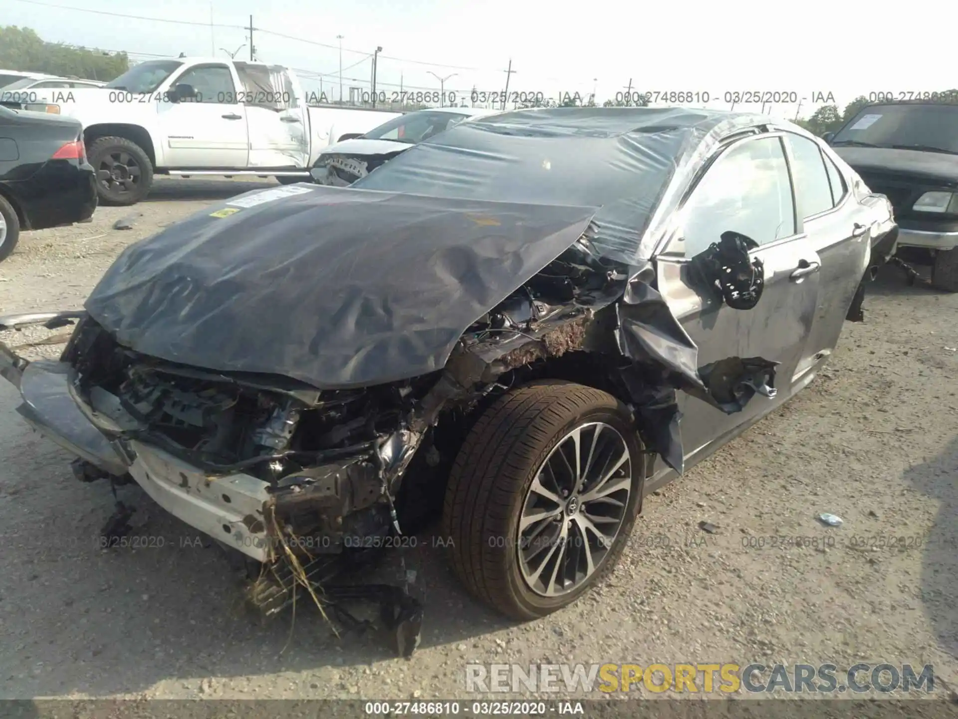 2 Photograph of a damaged car 4T1B11HK2KU747429 TOYOTA CAMRY 2019