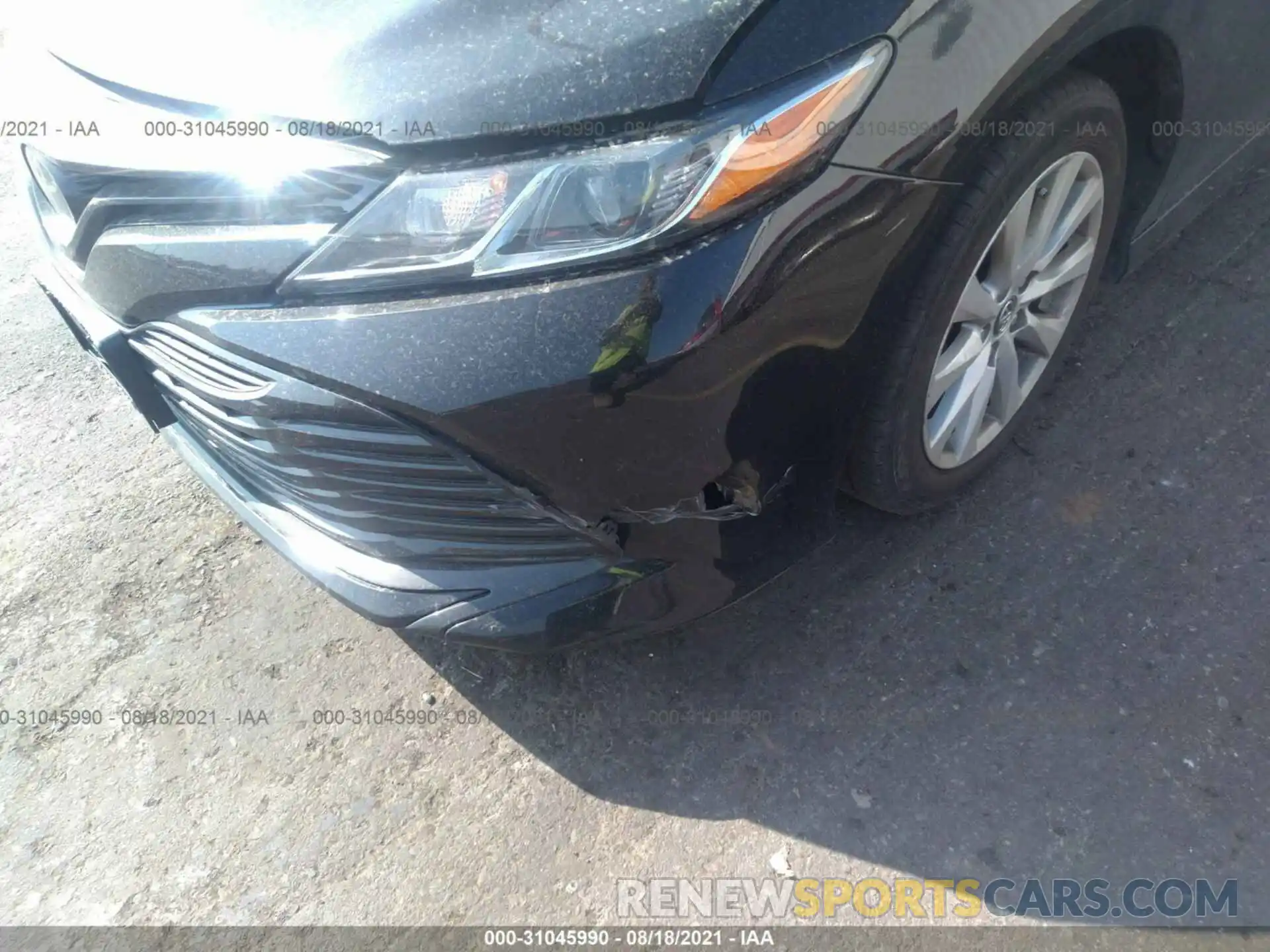 6 Photograph of a damaged car 4T1B11HK2KU748273 TOYOTA CAMRY 2019