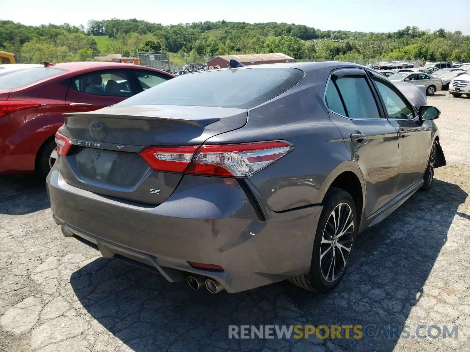 4 Photograph of a damaged car 4T1B11HK2KU748970 TOYOTA CAMRY 2019