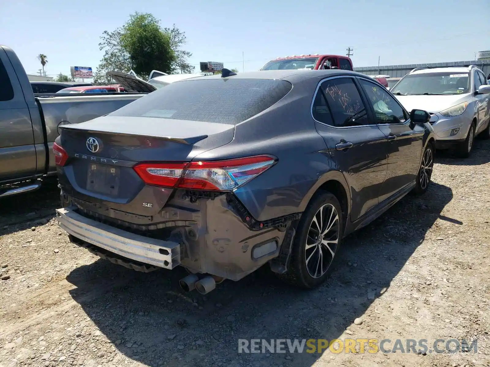 4 Photograph of a damaged car 4T1B11HK2KU749343 TOYOTA CAMRY 2019