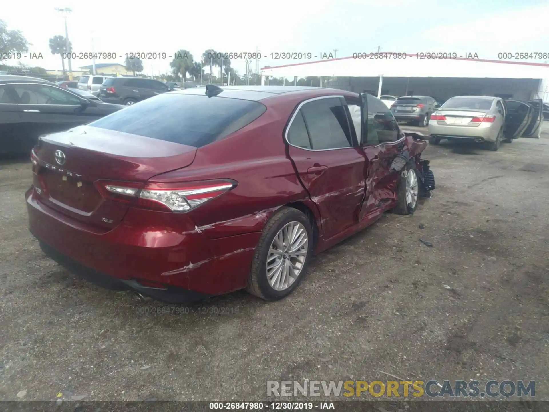 4 Photograph of a damaged car 4T1B11HK2KU749486 TOYOTA CAMRY 2019