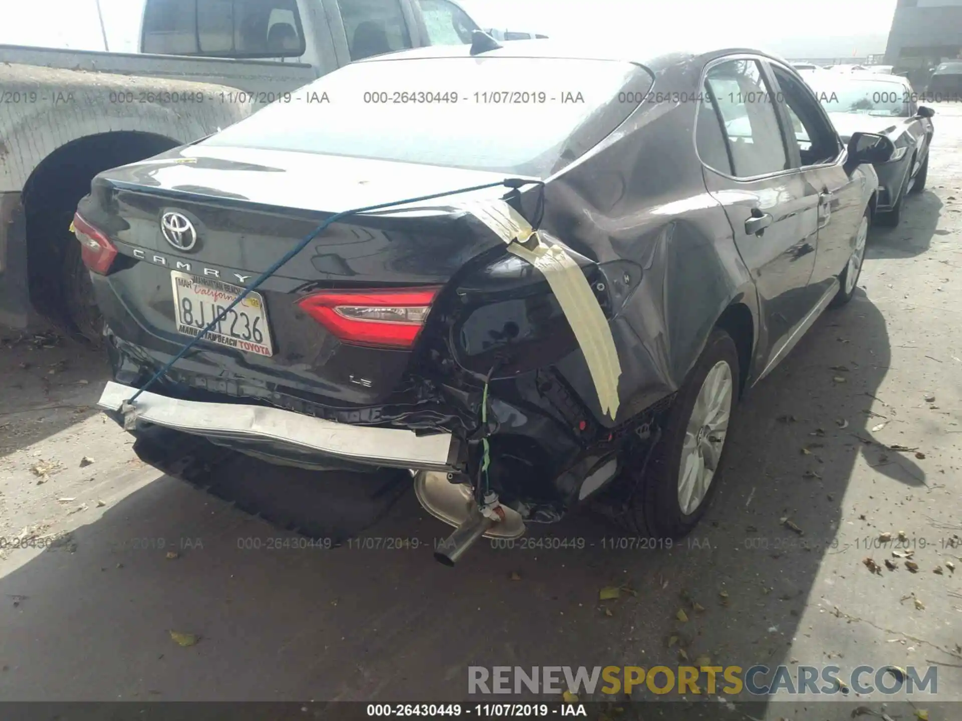 4 Photograph of a damaged car 4T1B11HK2KU749617 TOYOTA CAMRY 2019