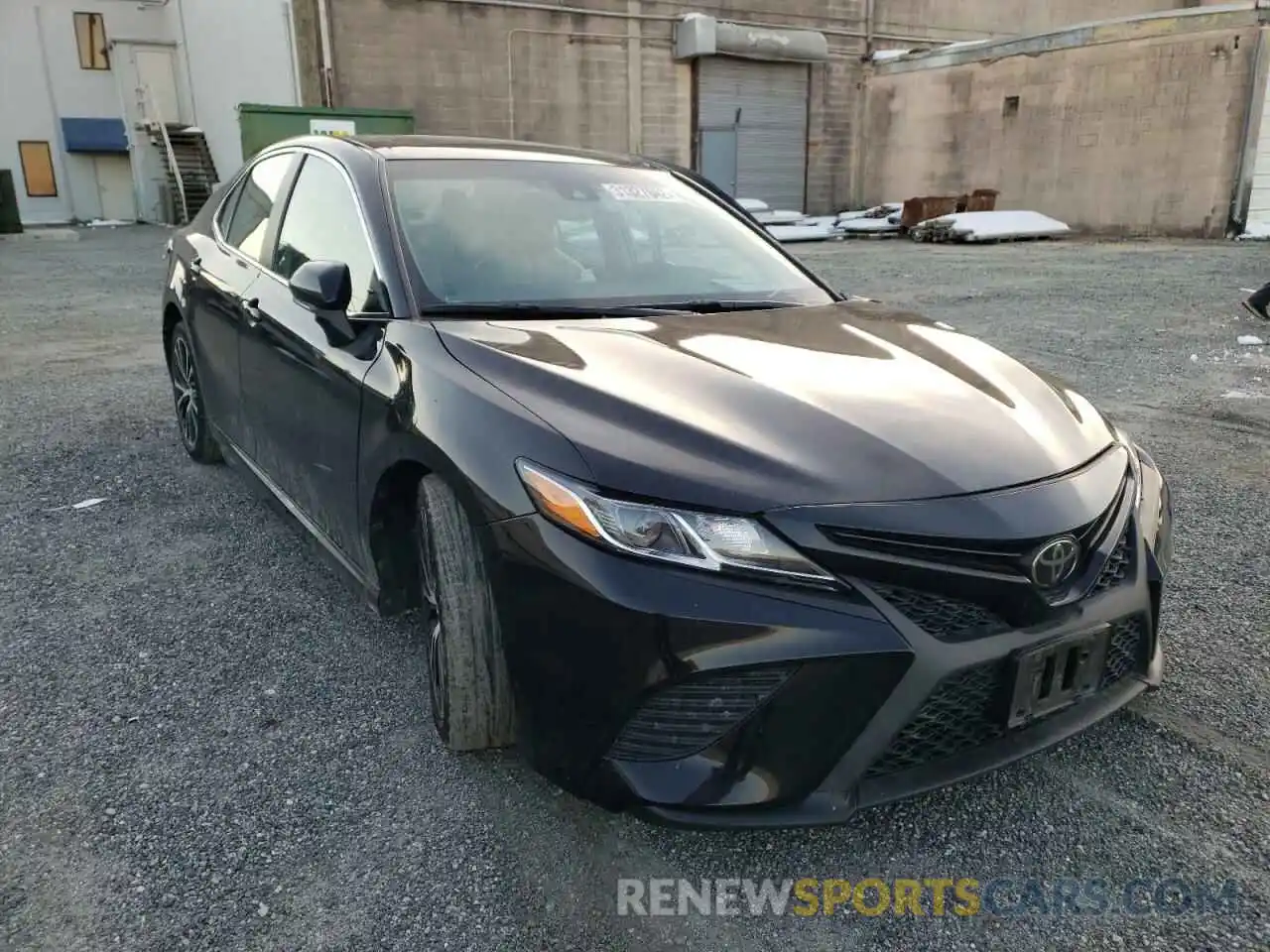 1 Photograph of a damaged car 4T1B11HK2KU750072 TOYOTA CAMRY 2019