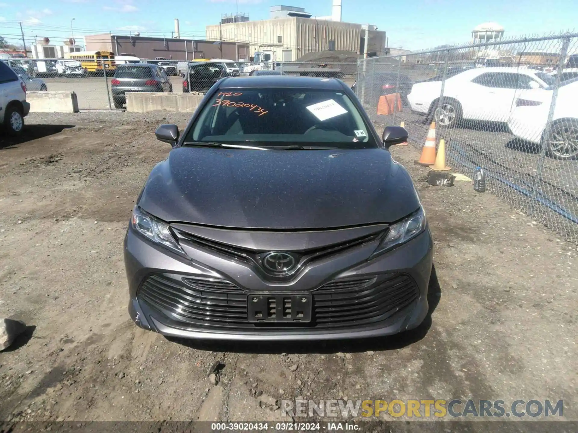 12 Photograph of a damaged car 4T1B11HK2KU750802 TOYOTA CAMRY 2019