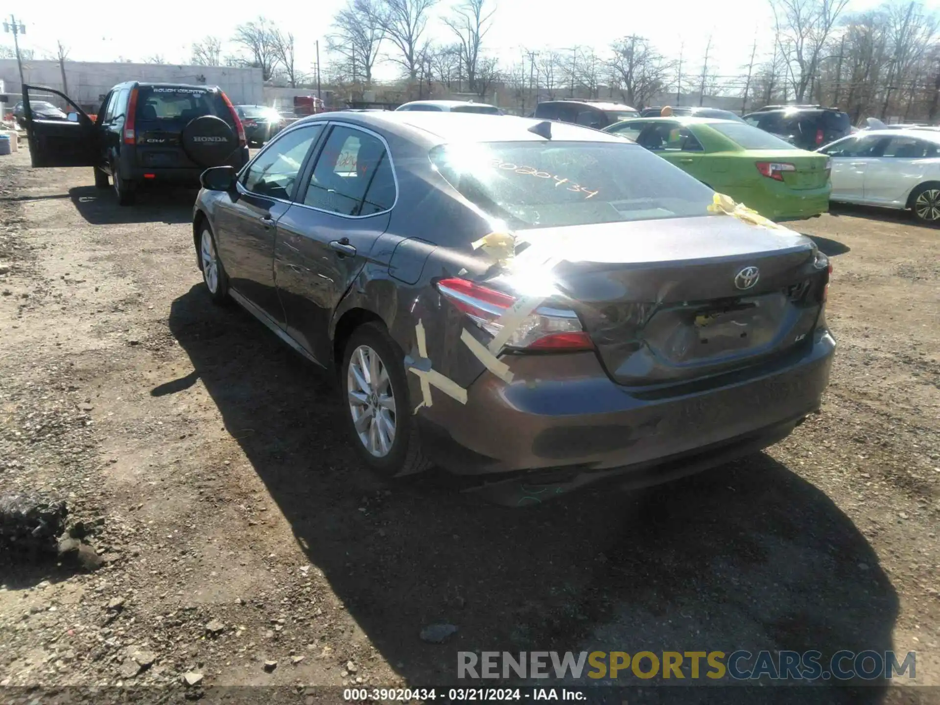 3 Photograph of a damaged car 4T1B11HK2KU750802 TOYOTA CAMRY 2019