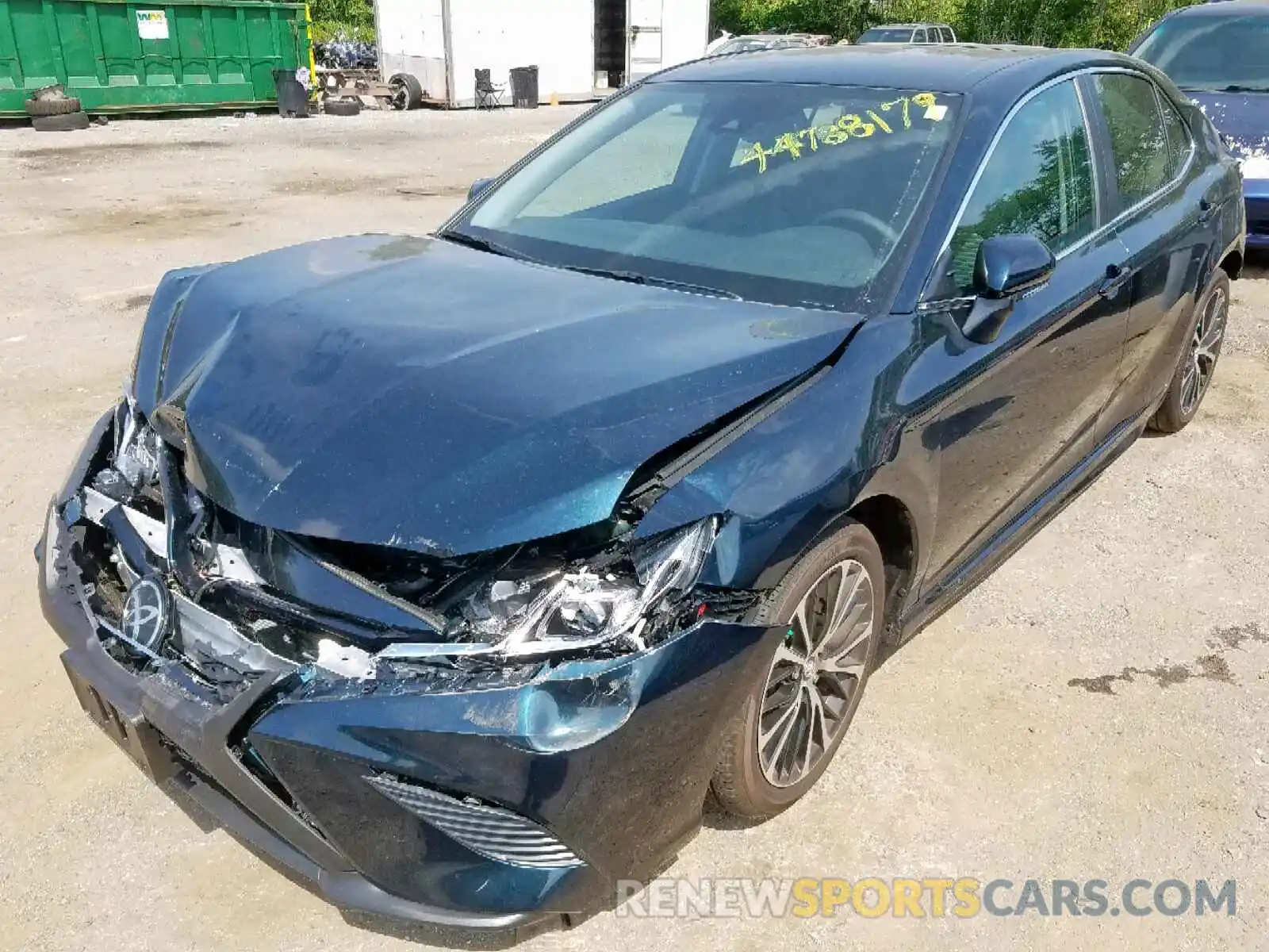 2 Photograph of a damaged car 4T1B11HK2KU752825 TOYOTA CAMRY 2019