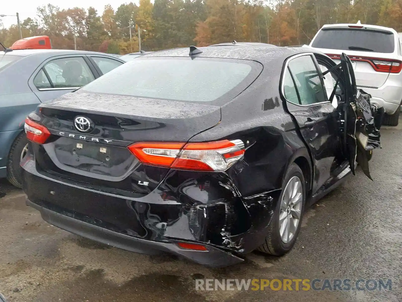 4 Photograph of a damaged car 4T1B11HK2KU754154 TOYOTA CAMRY 2019