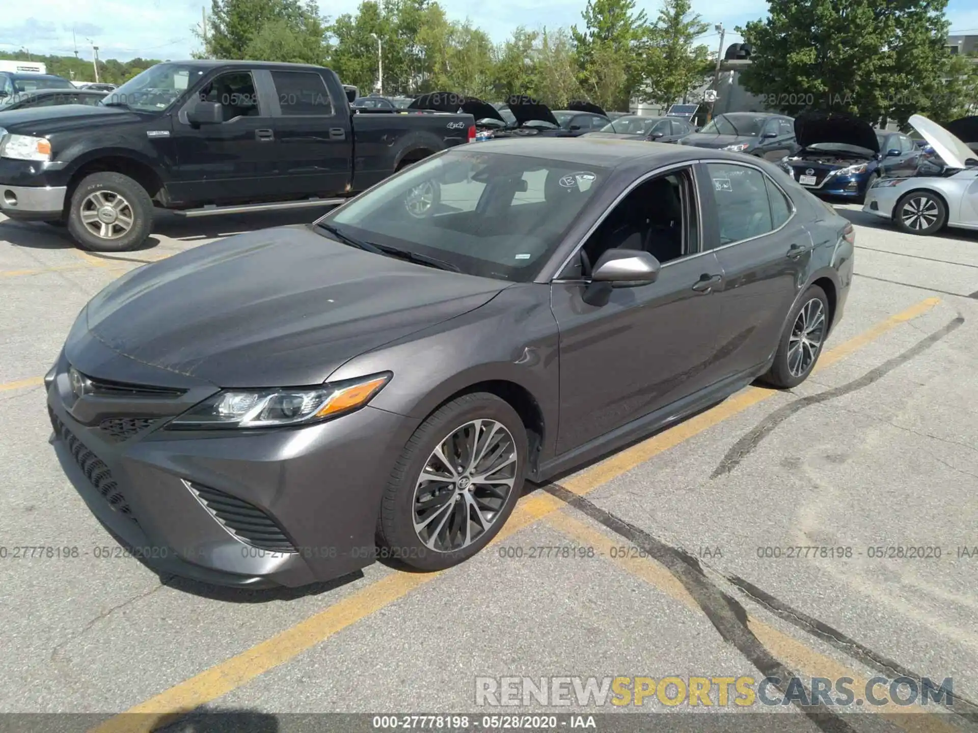 2 Photograph of a damaged car 4T1B11HK2KU754218 TOYOTA CAMRY 2019