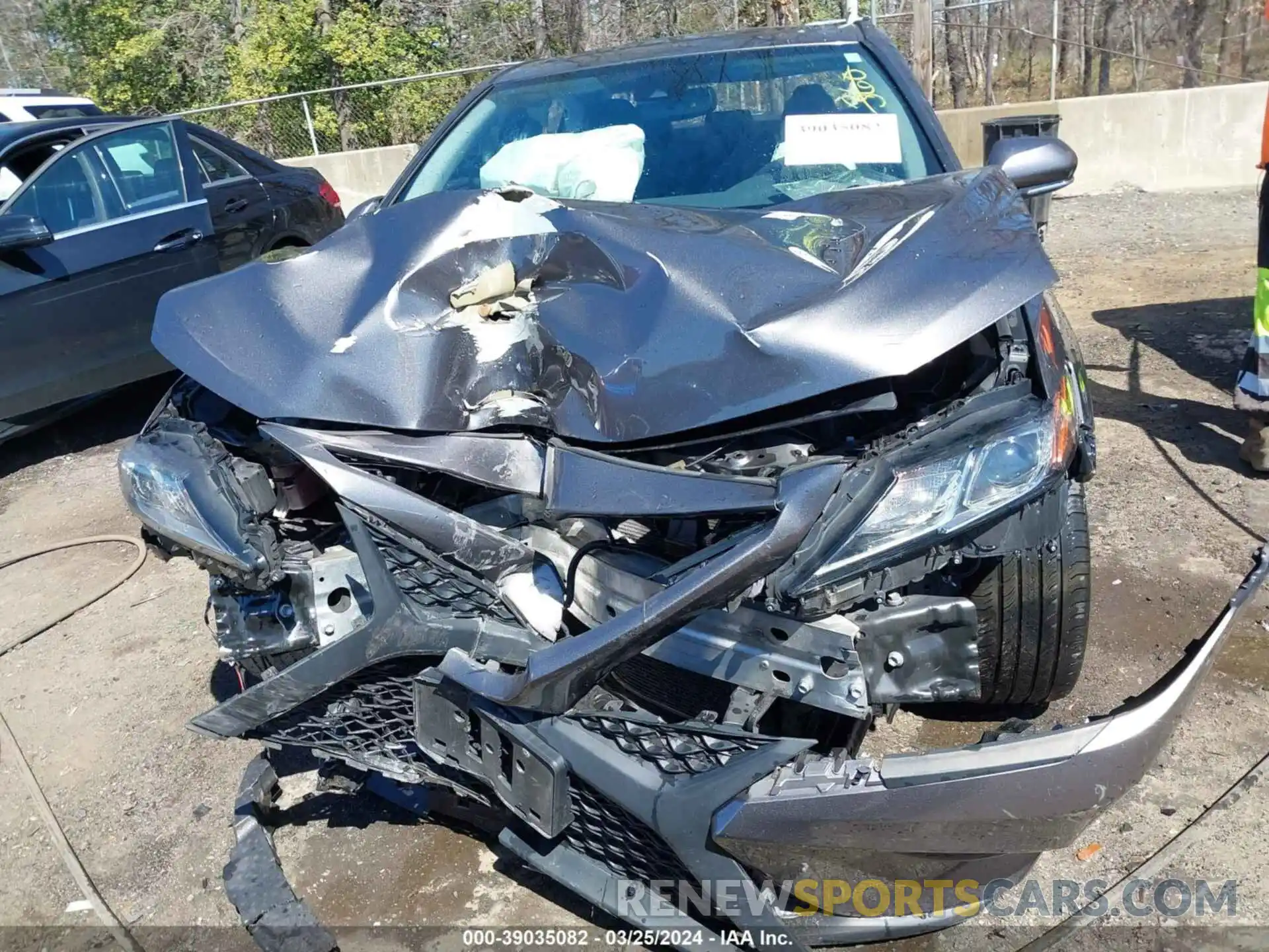 12 Photograph of a damaged car 4T1B11HK2KU754879 TOYOTA CAMRY 2019