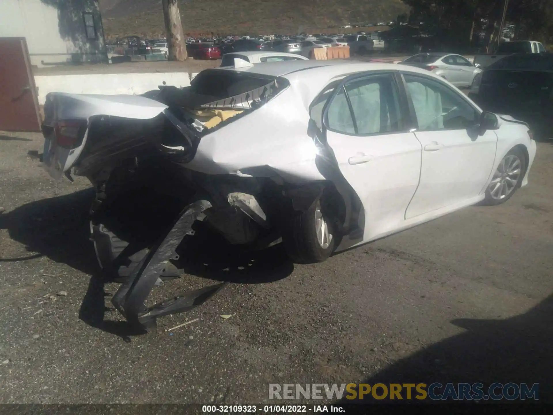 4 Photograph of a damaged car 4T1B11HK2KU758298 TOYOTA CAMRY 2019