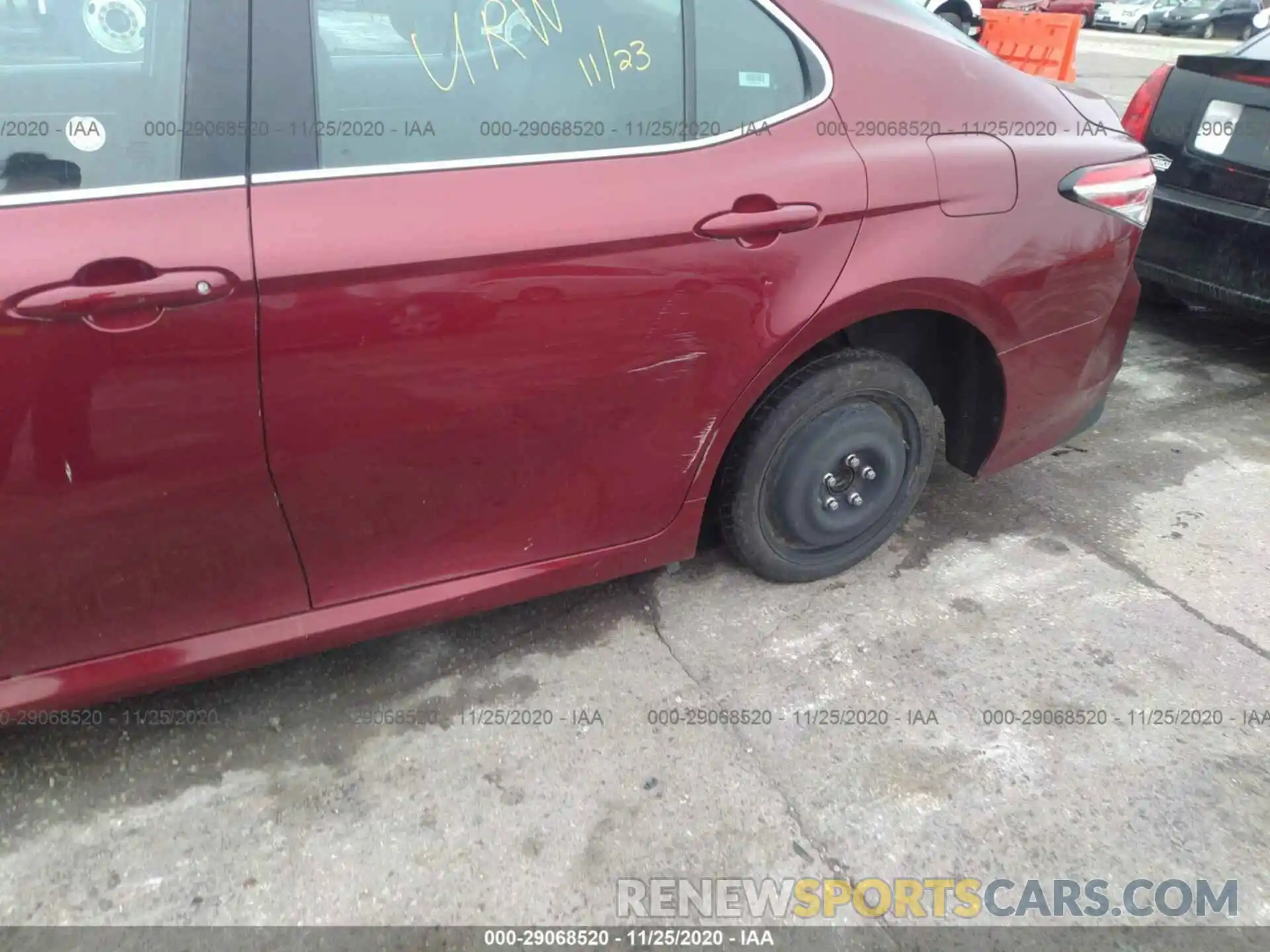 6 Photograph of a damaged car 4T1B11HK2KU759158 TOYOTA CAMRY 2019