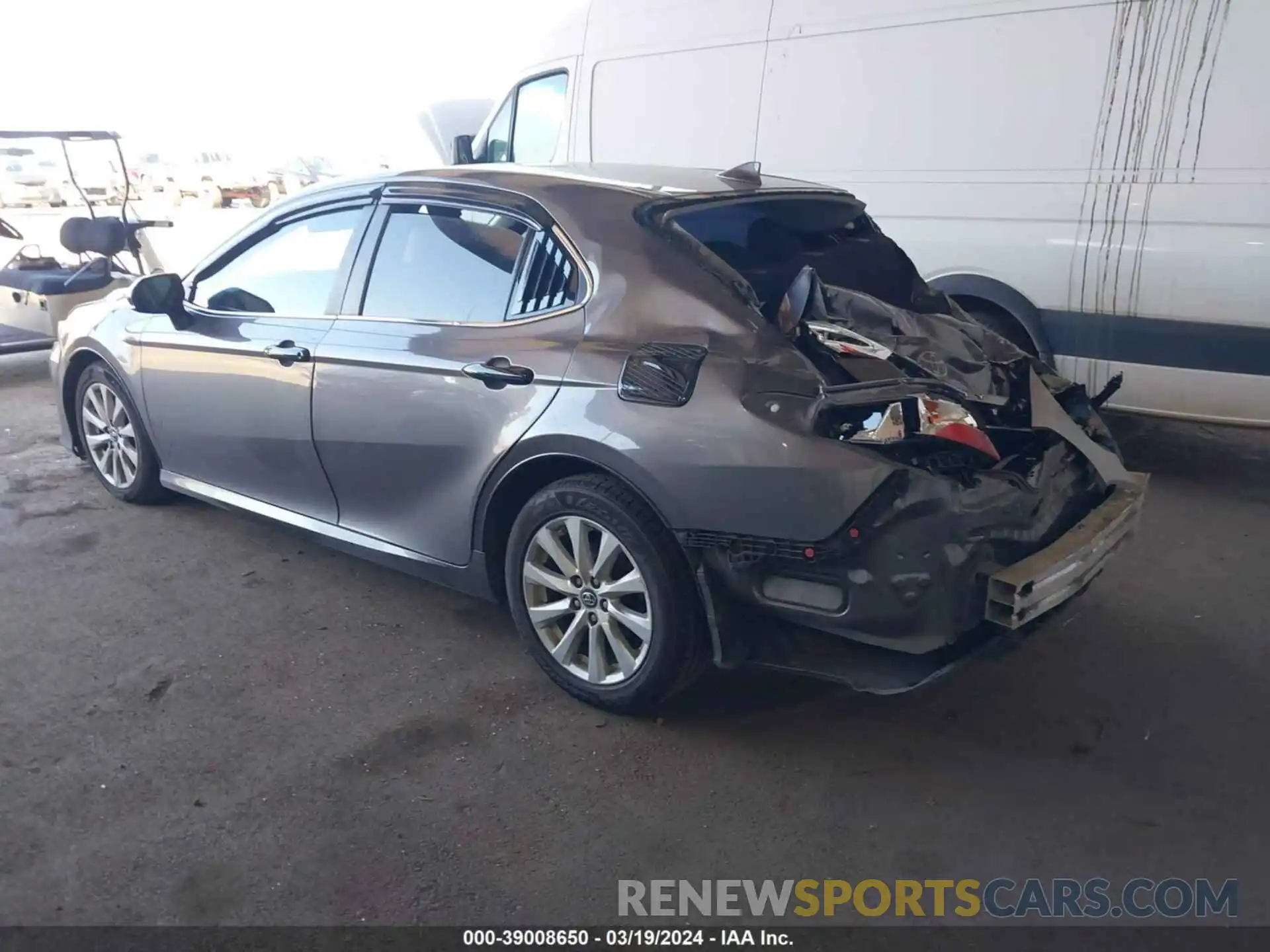 3 Photograph of a damaged car 4T1B11HK2KU760472 TOYOTA CAMRY 2019